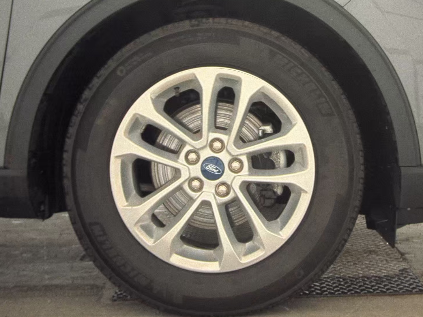 2022 Ford Escape SE FWD