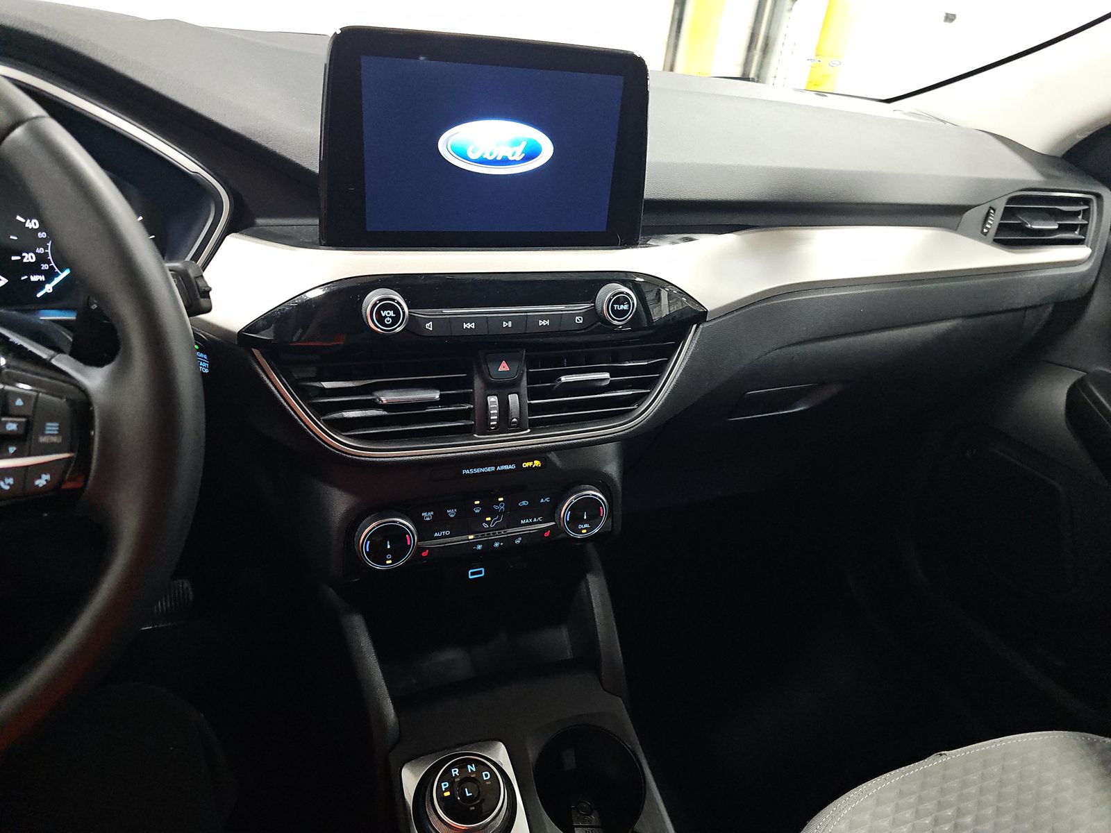 2022 Ford Escape SE FWD