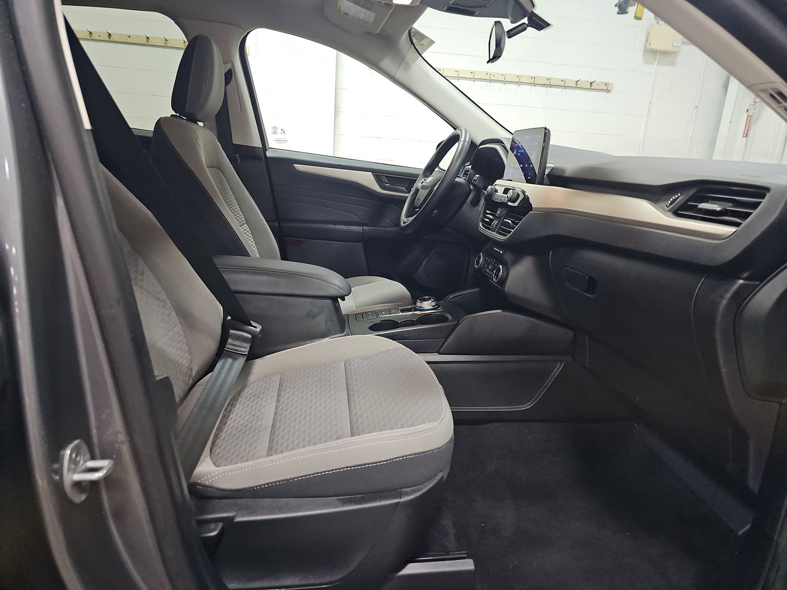 2022 Ford Escape SE FWD