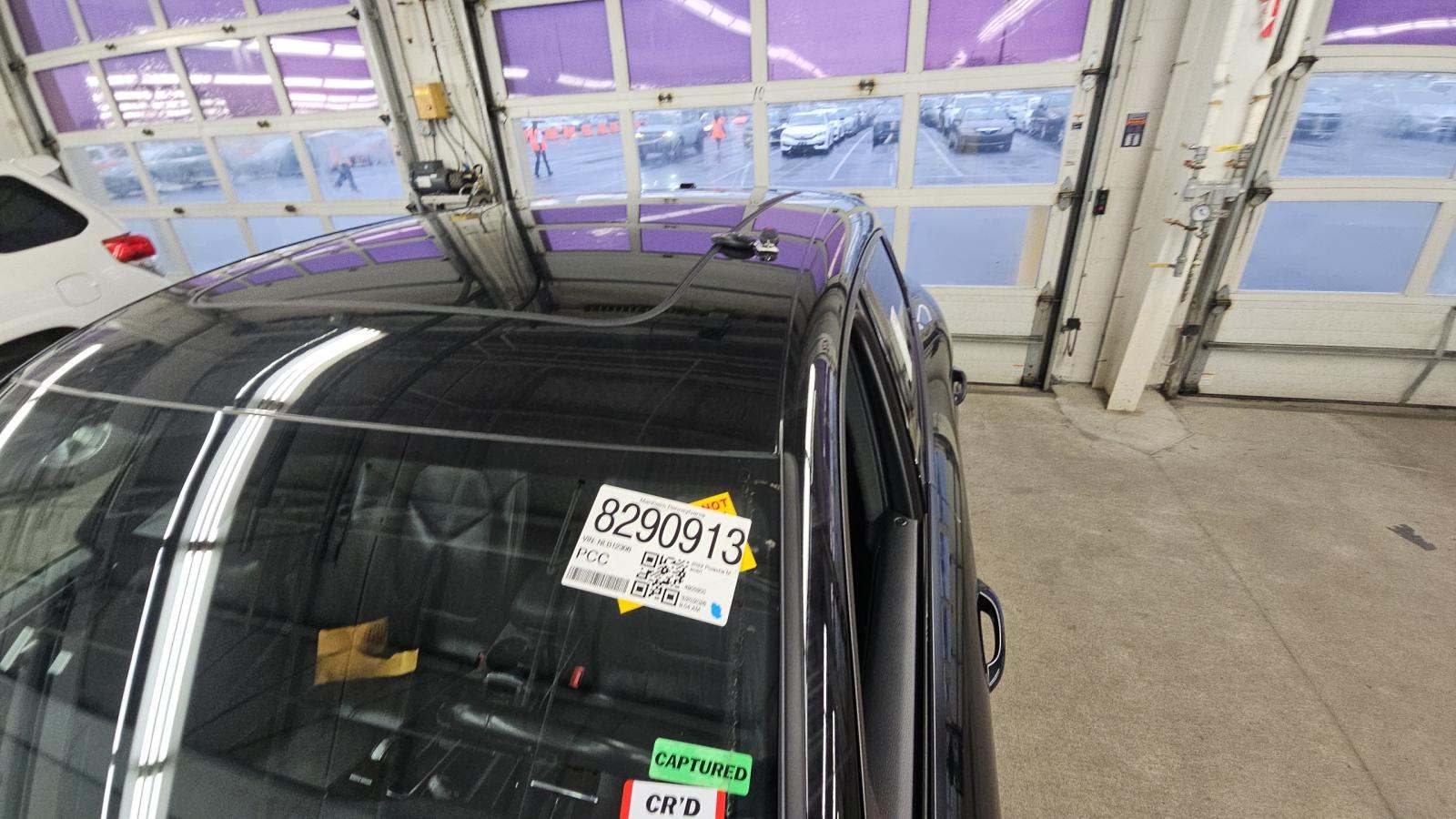 2022 Porsche Macan Base AWD