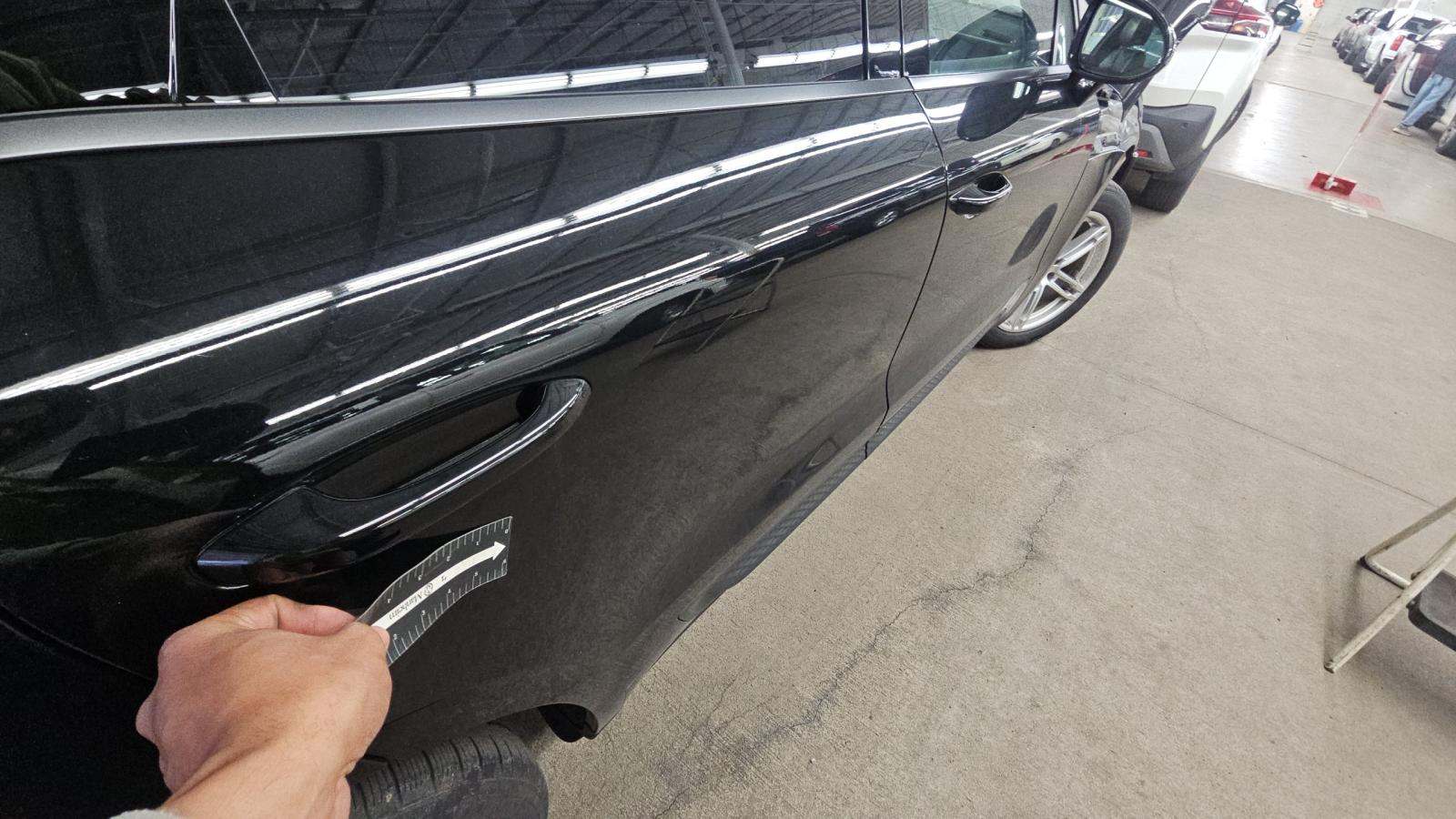 2022 Porsche Macan Base AWD