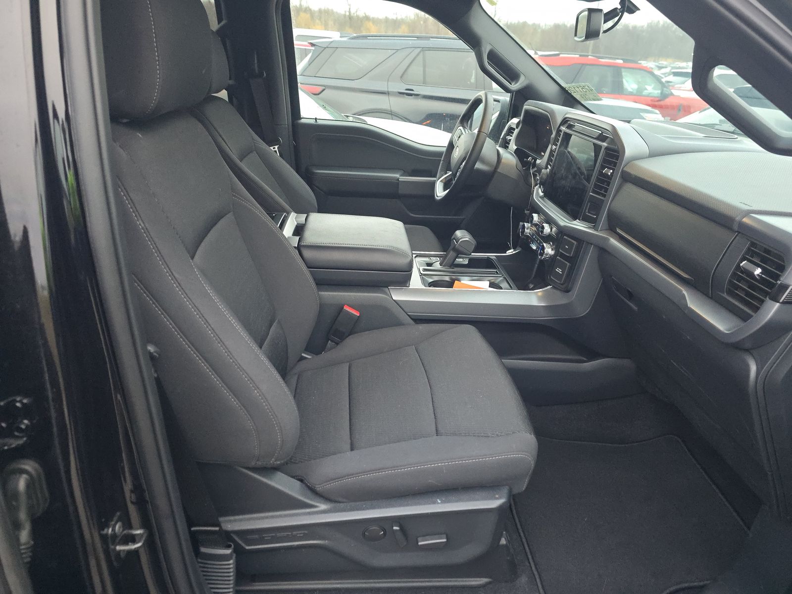 2025 Ford F-150 XLT AWD