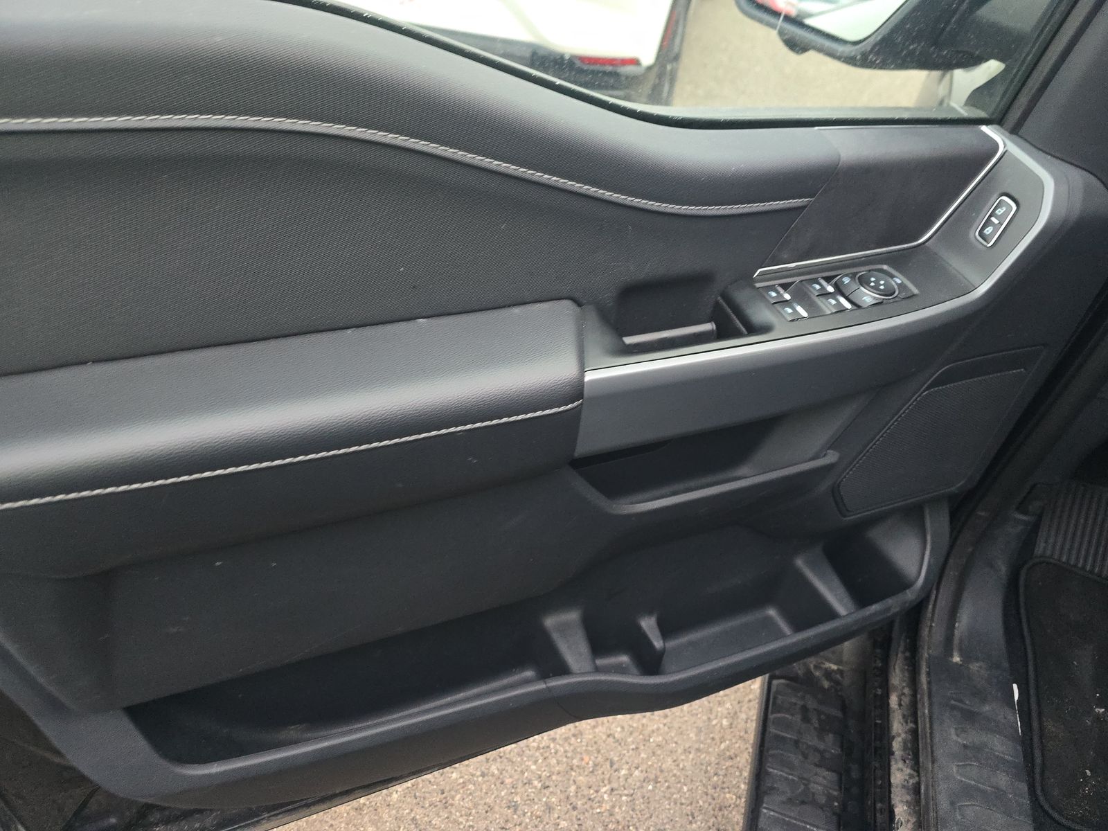 2025 Ford F-150 XLT AWD