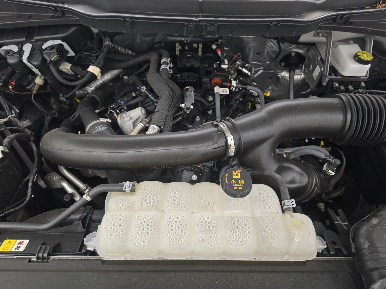 2025 Ford F-150 XLT AWD