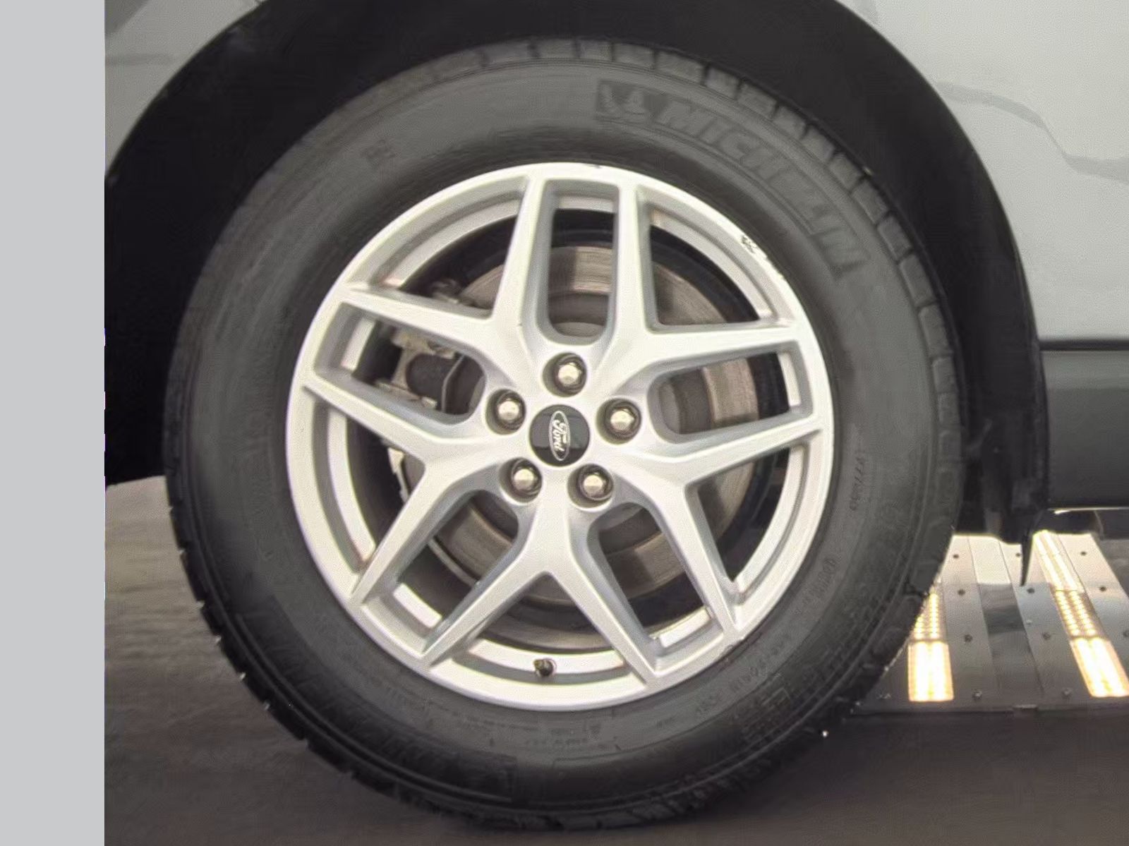 2023 Ford Edge SEL AWD