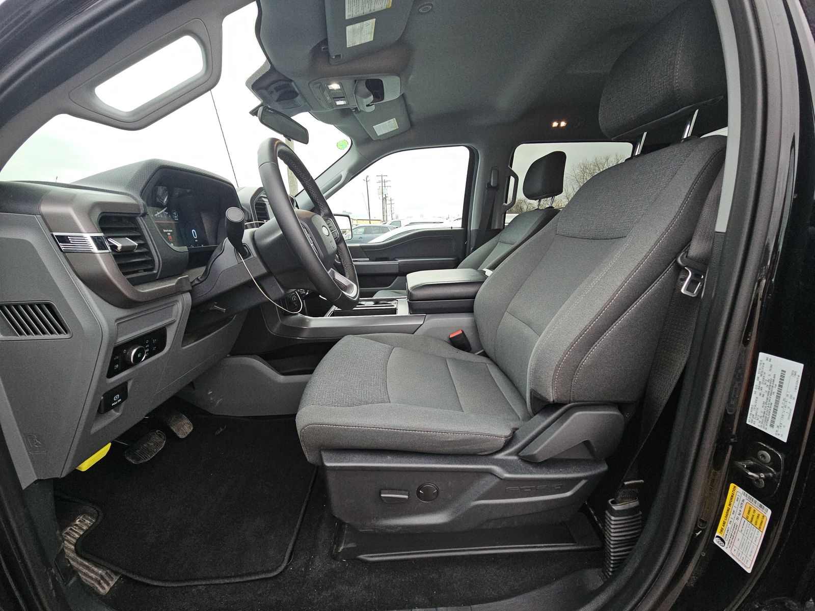 2025 Ford F-150 Hybrid XLT AWD
