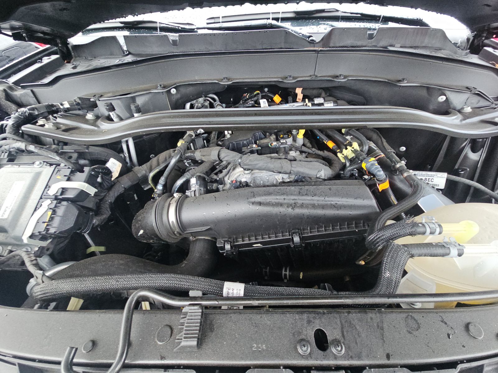 2025 Ford Explorer ST-Line AWD