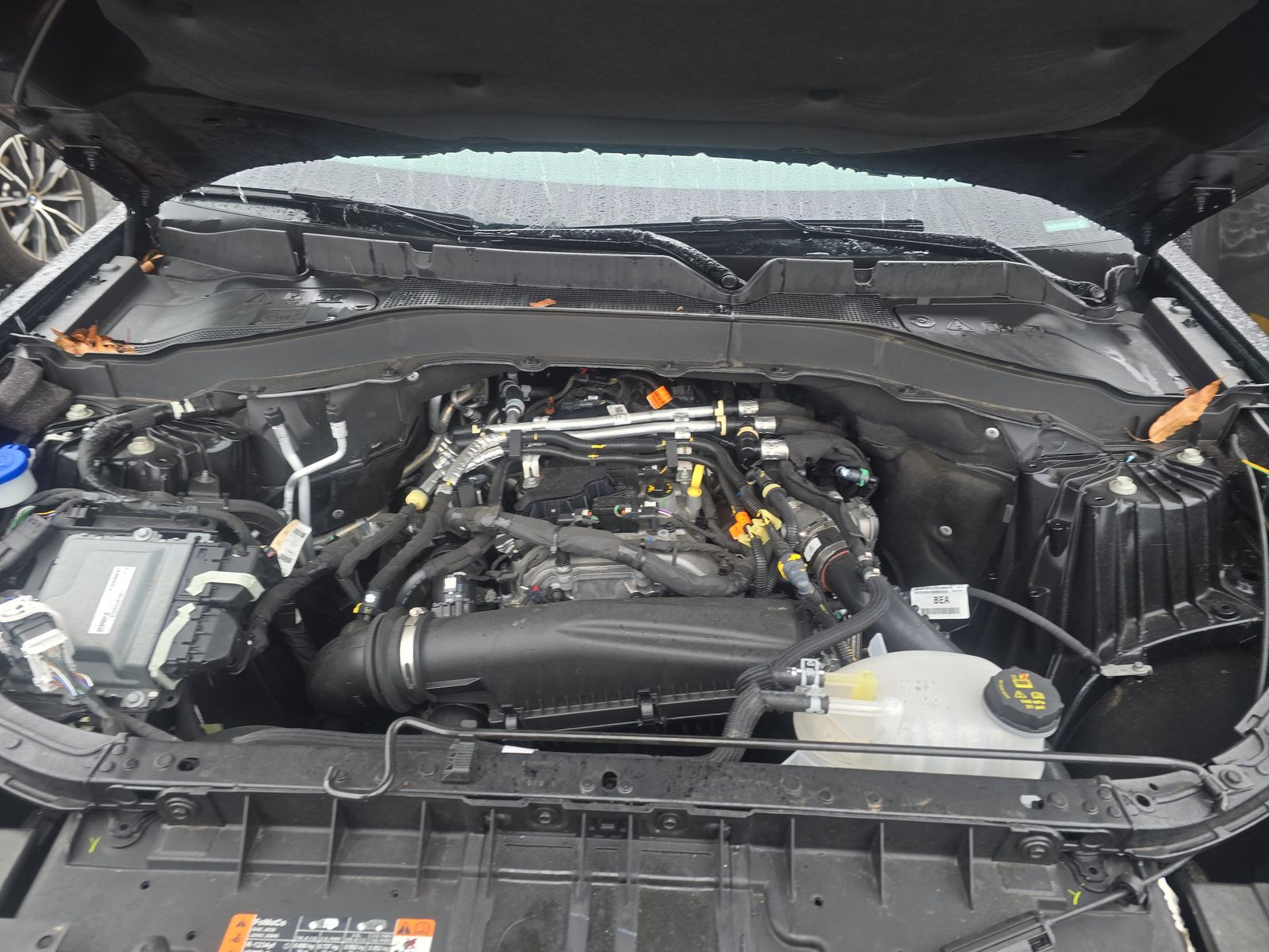 2025 Ford Explorer Active AWD