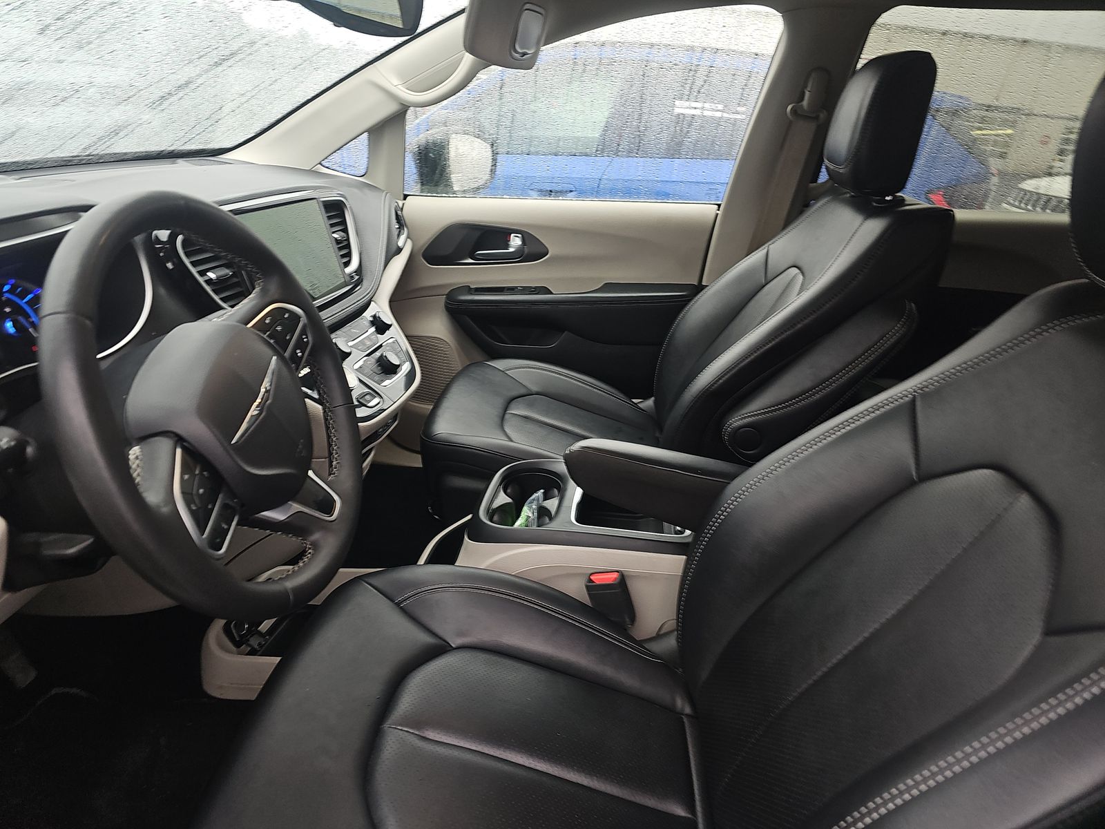 2024 Chrysler Pacifica Hybrid Select FWD