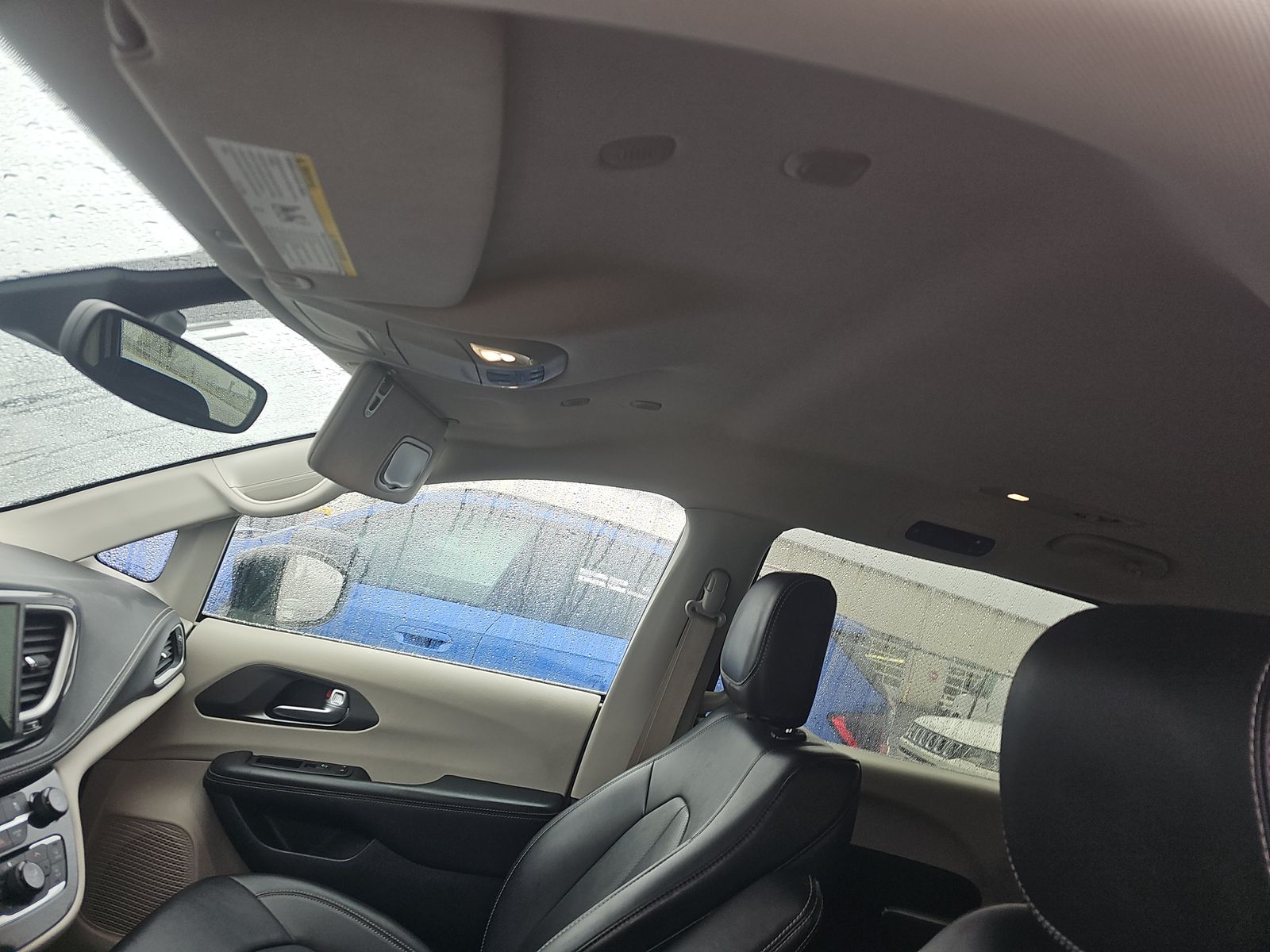 2024 Chrysler Pacifica Hybrid Select FWD