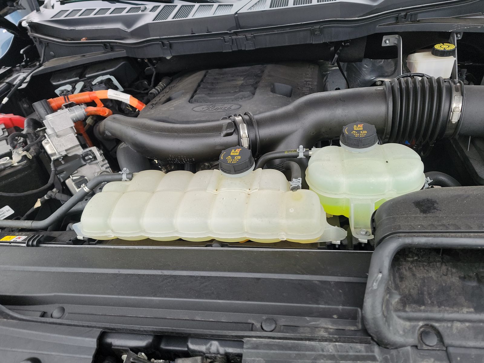 2023 Ford F-150 Hybrid Lariat AWD