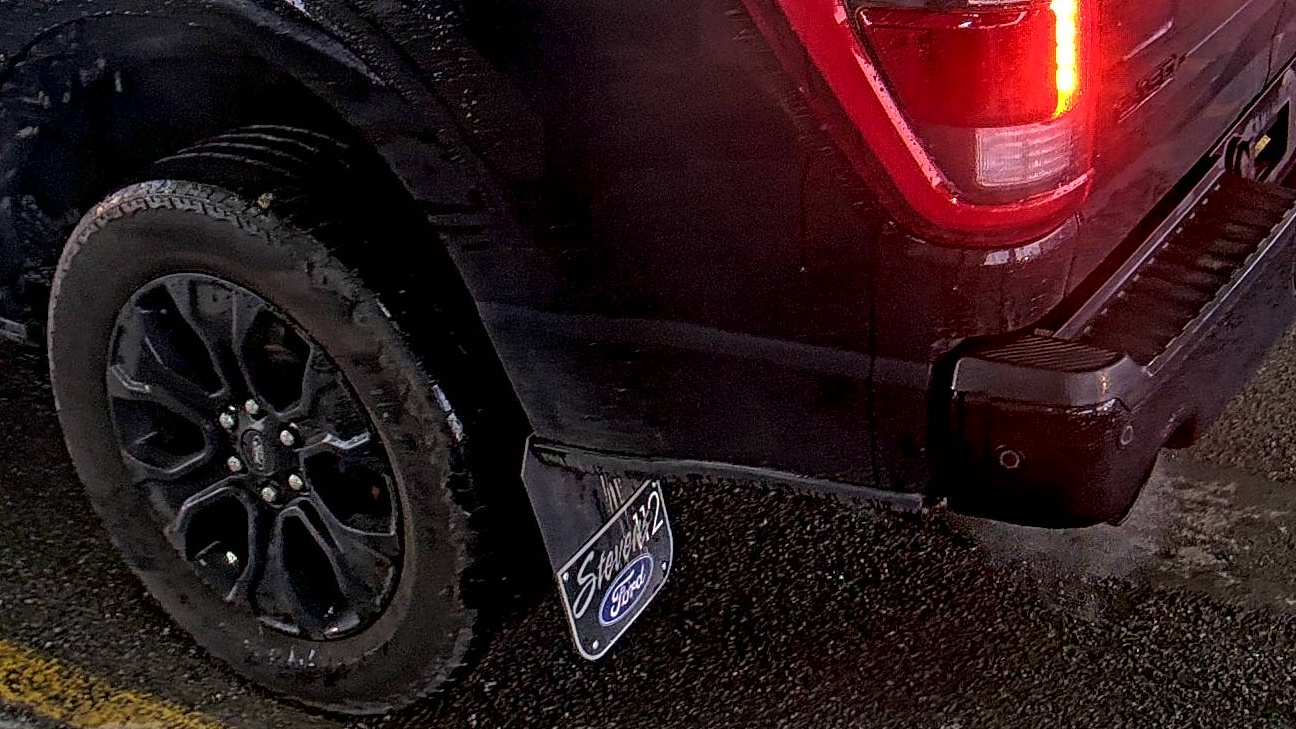 2023 Ford F-150 Platinum AWD