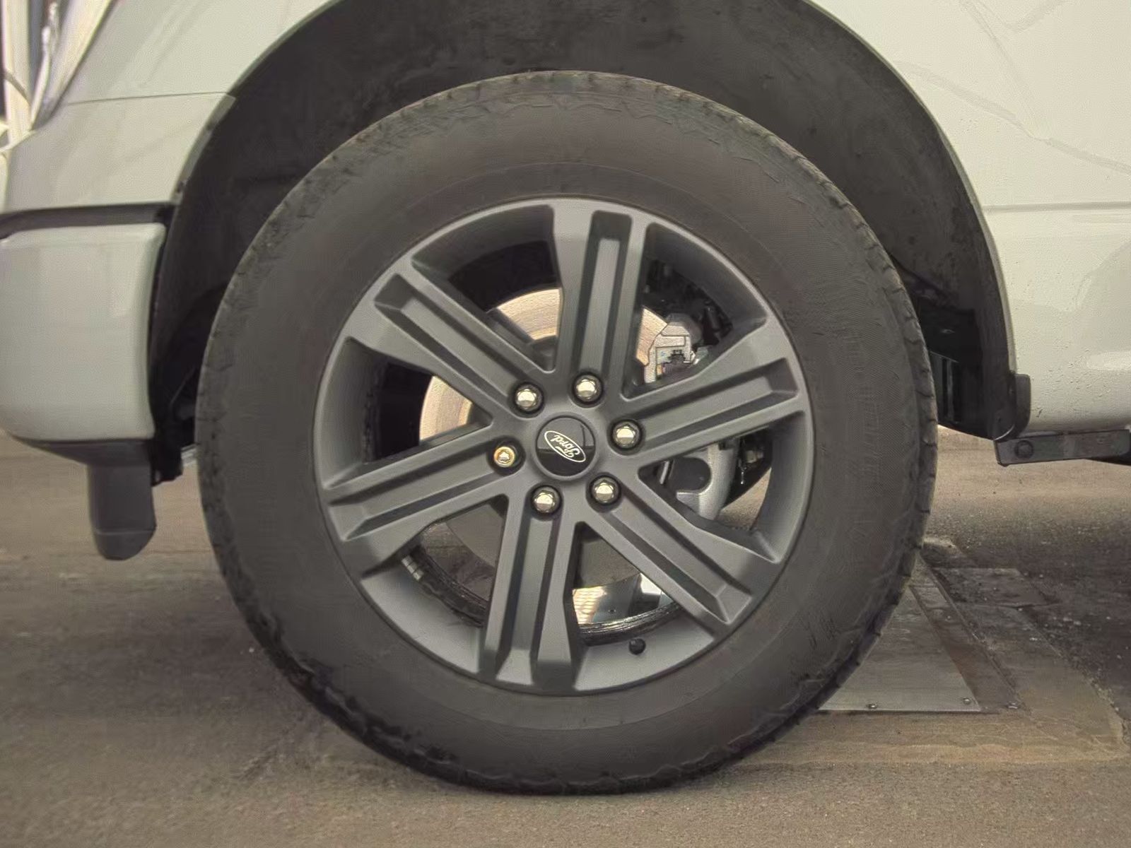 2023 Ford F-150 Lariat AWD