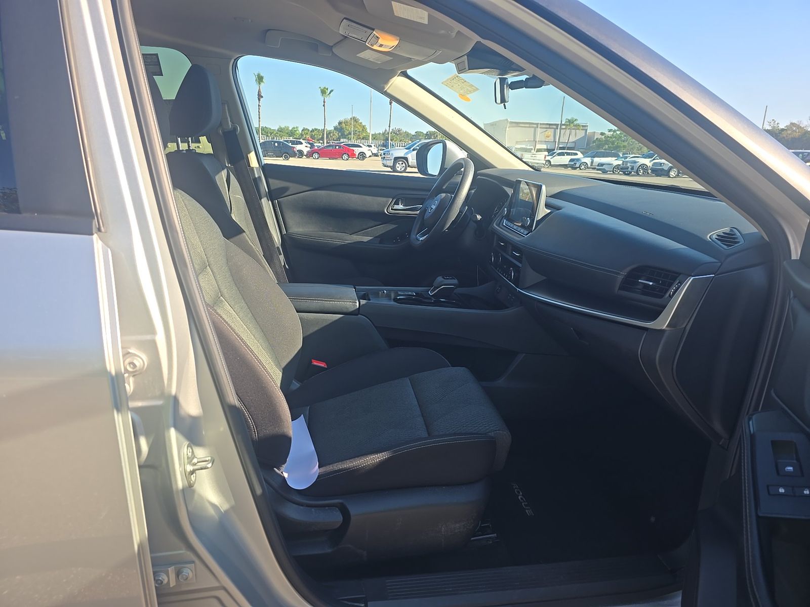 2024 Nissan Rogue SV FWD