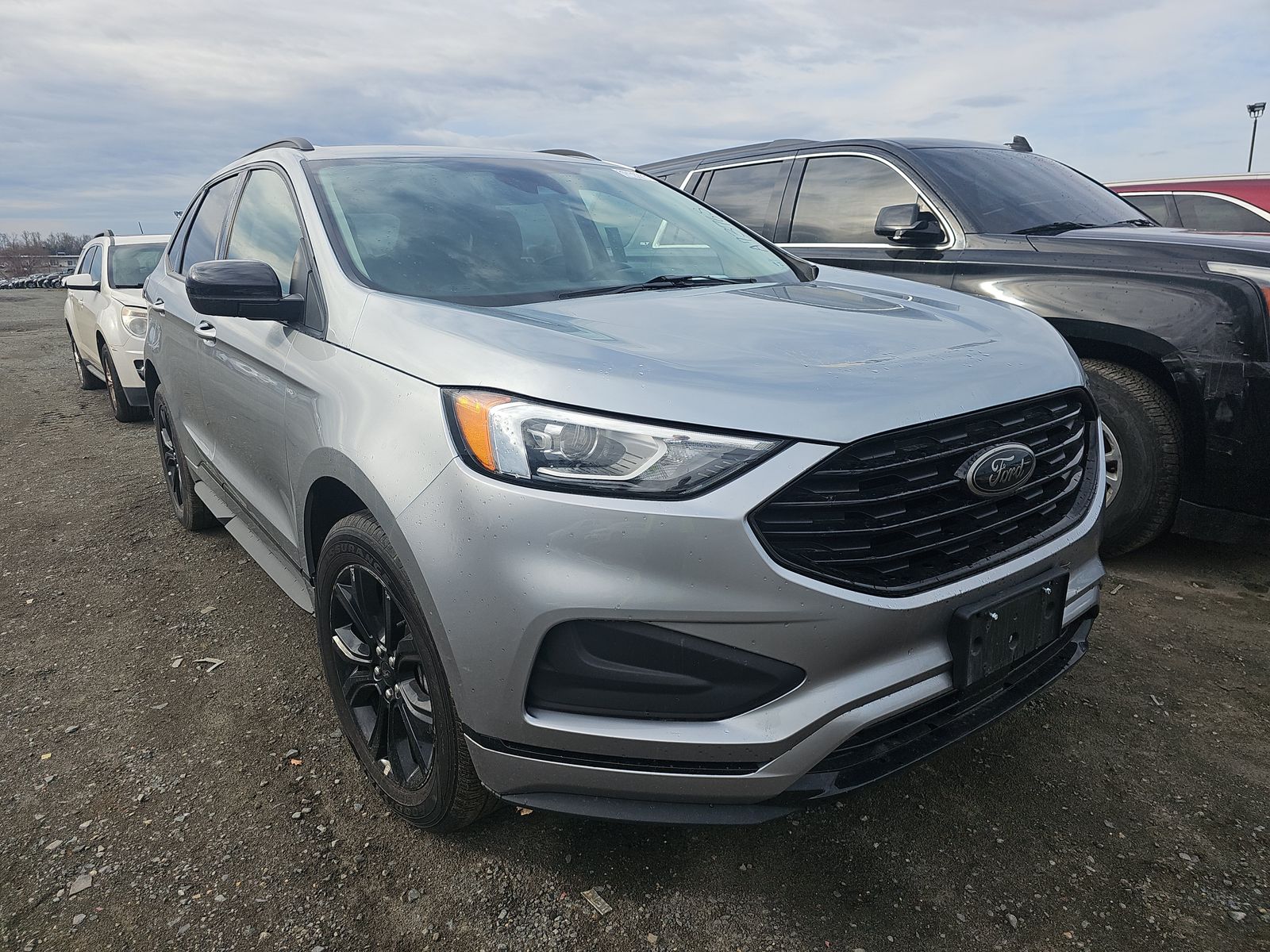 2022 Ford Edge SE AWD