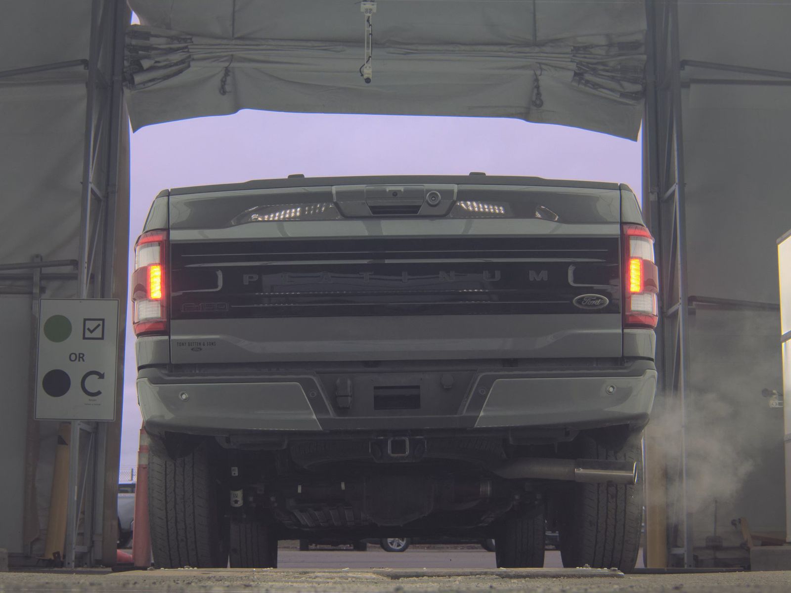 2022 Ford F-150 Hybrid Platinum AWD