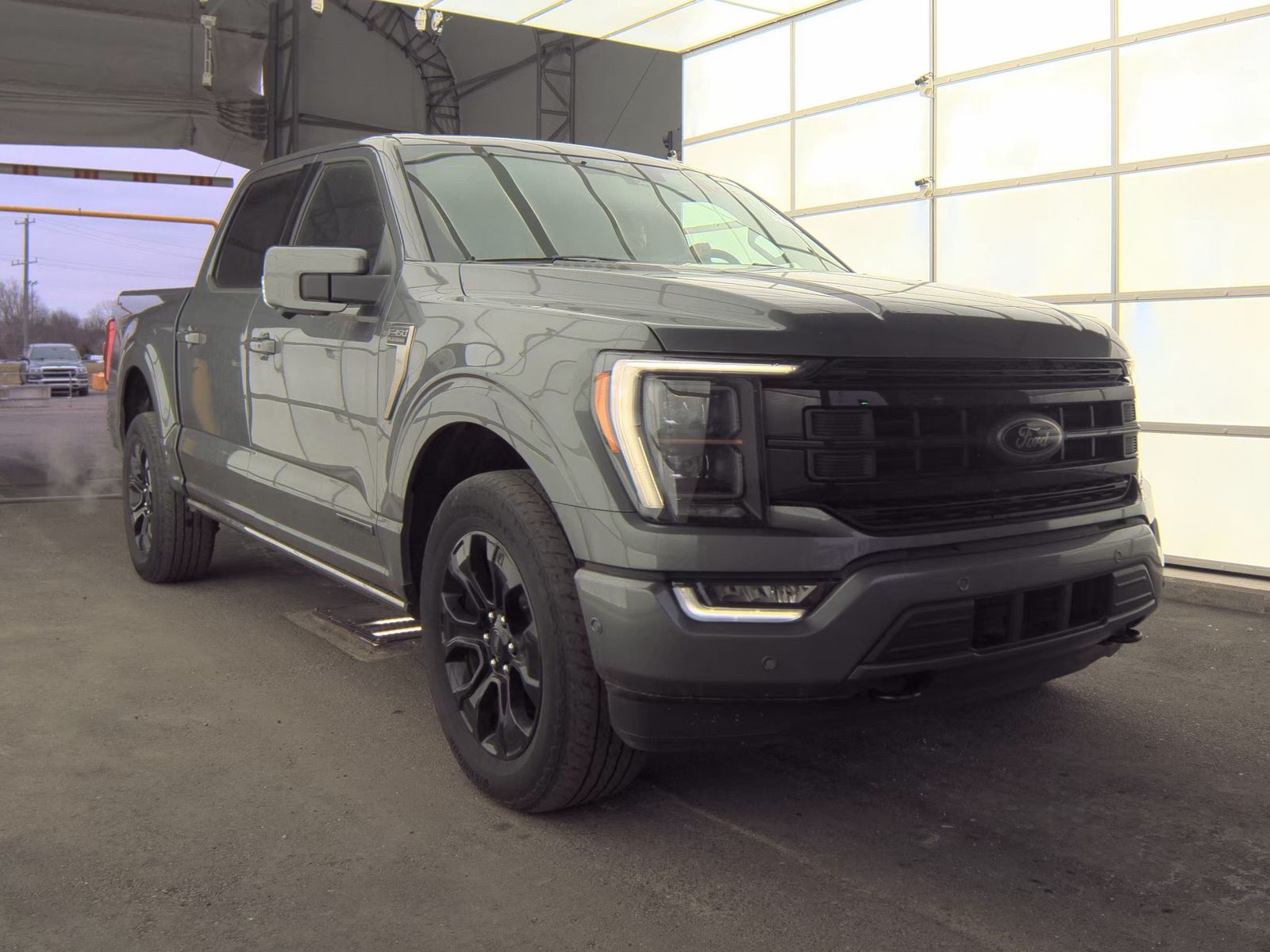 2022 Ford F-150 Hybrid Platinum AWD