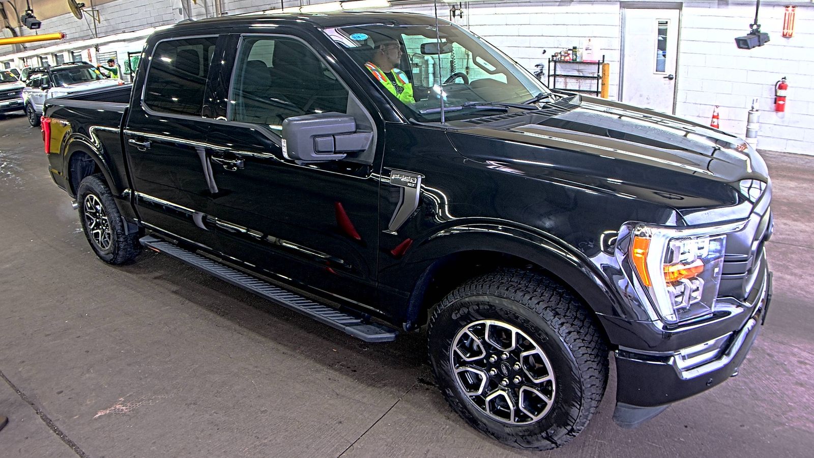 2023 Ford F-150 XLT AWD