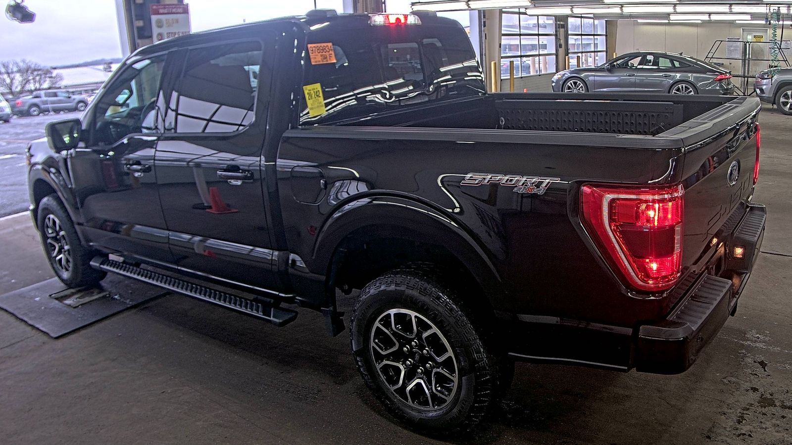 2023 Ford F-150 XLT AWD