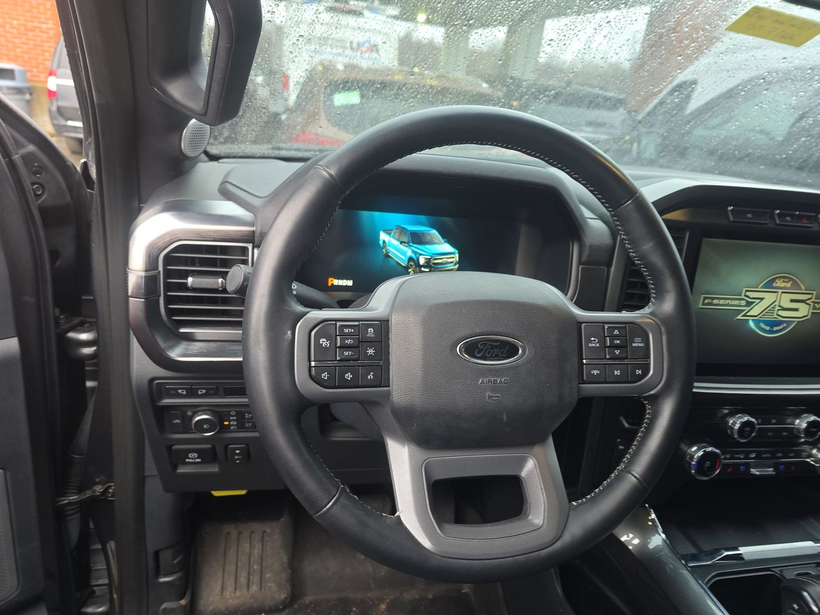 2023 Ford F-150 Lariat AWD