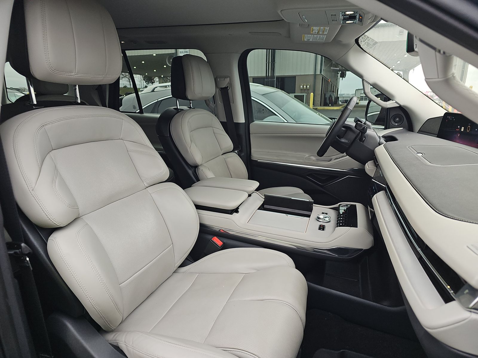 2025 Lincoln Navigator Reserve AWD