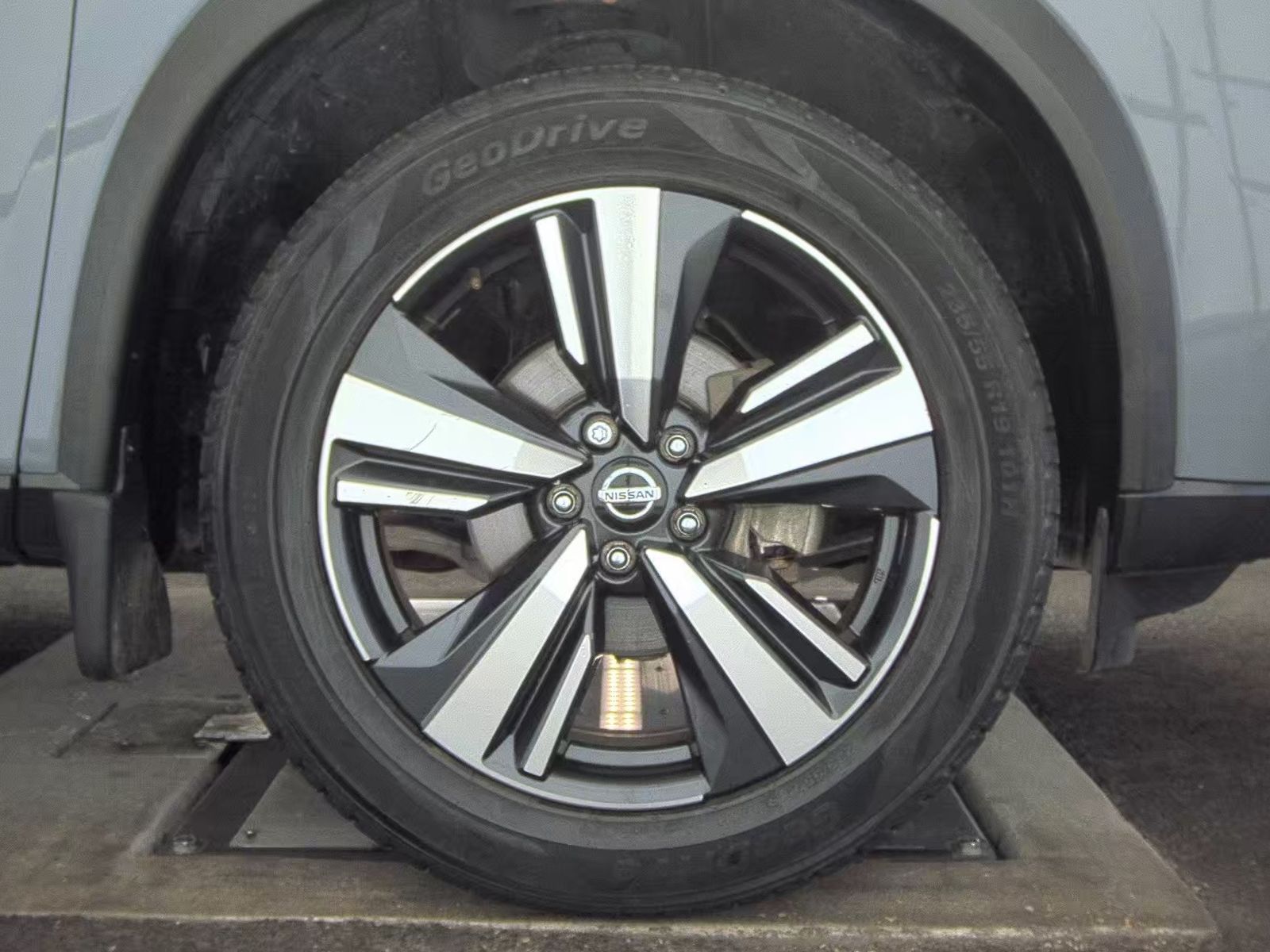 2021 Nissan Rogue SL FWD