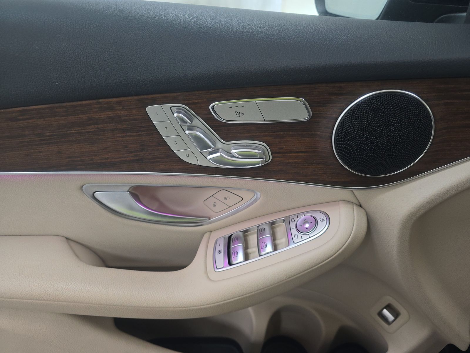 2022 Mercedes-Benz GLC GLC 300 AWD