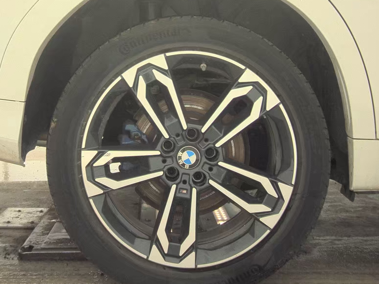 2026 BMW X2 xDrive28i AWD