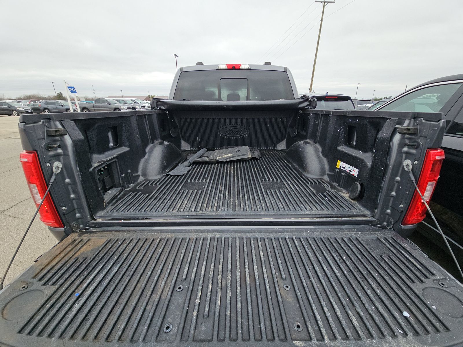 2023 Ford F-150 Hybrid XLT AWD