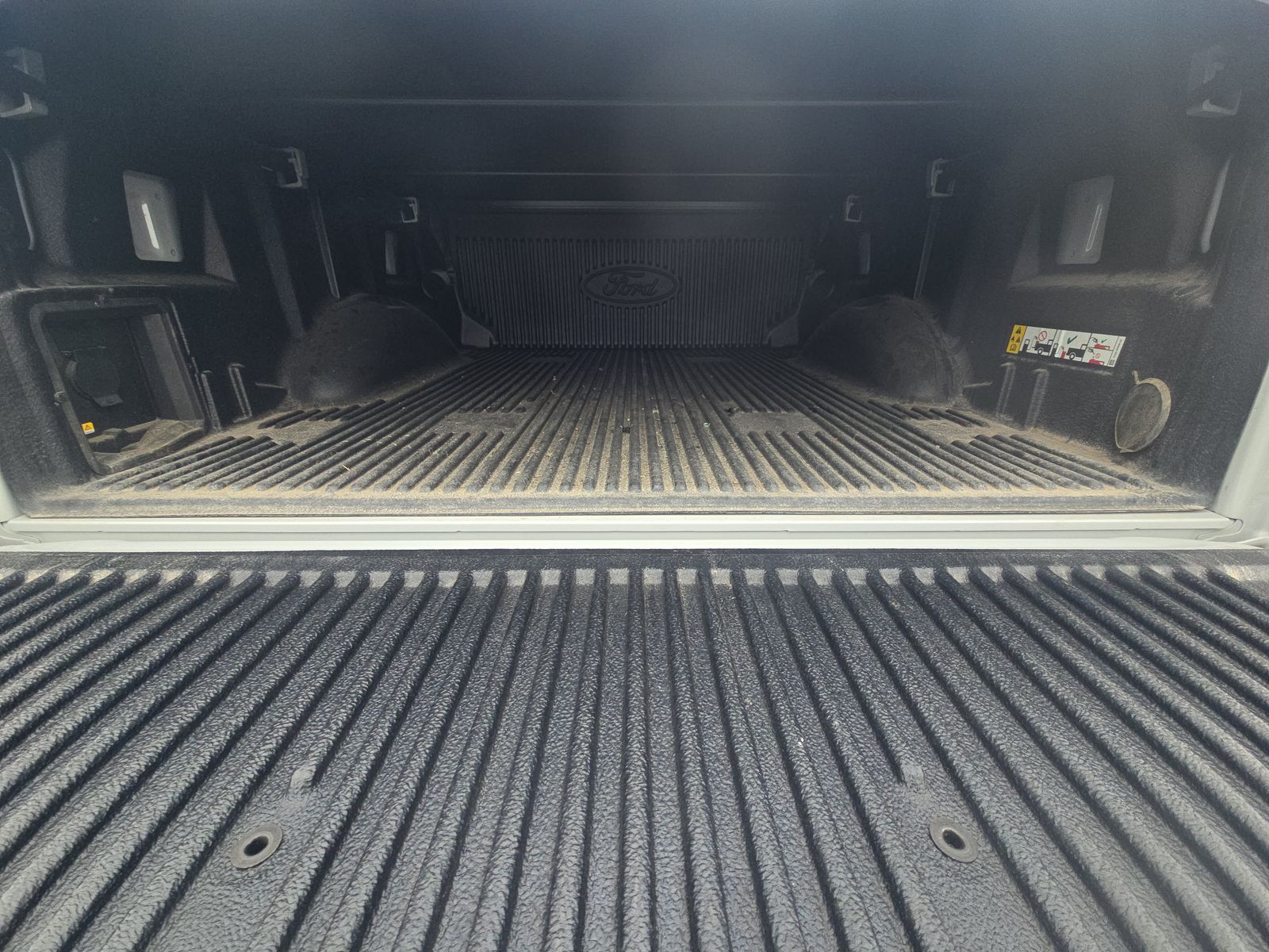 2023 Ford F-150 Lariat AWD