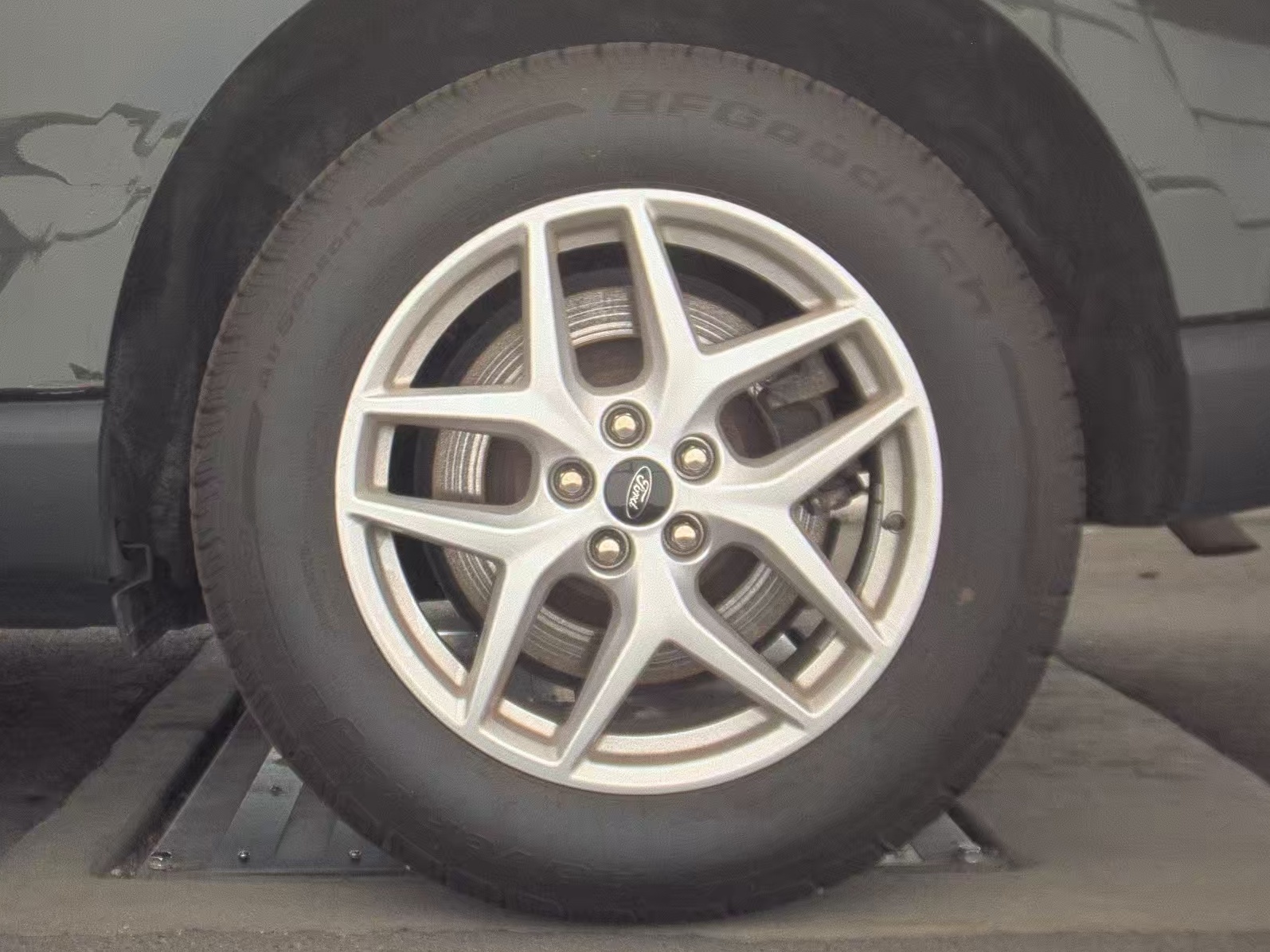 2023 Ford Edge SEL AWD