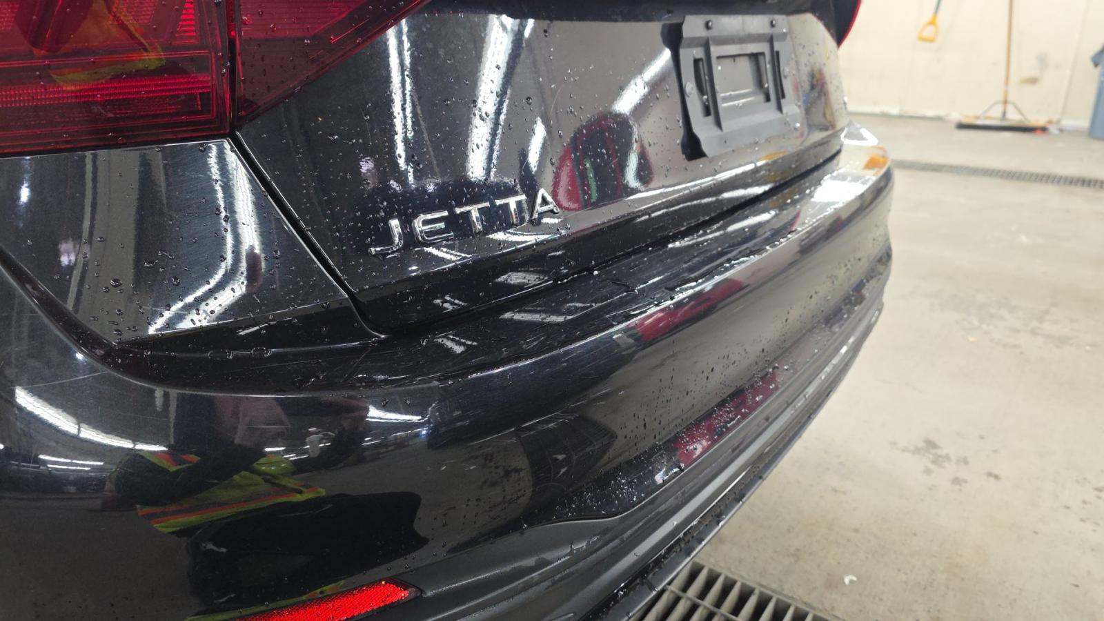 2024 Volkswagen Jetta 1.5T SE FWD