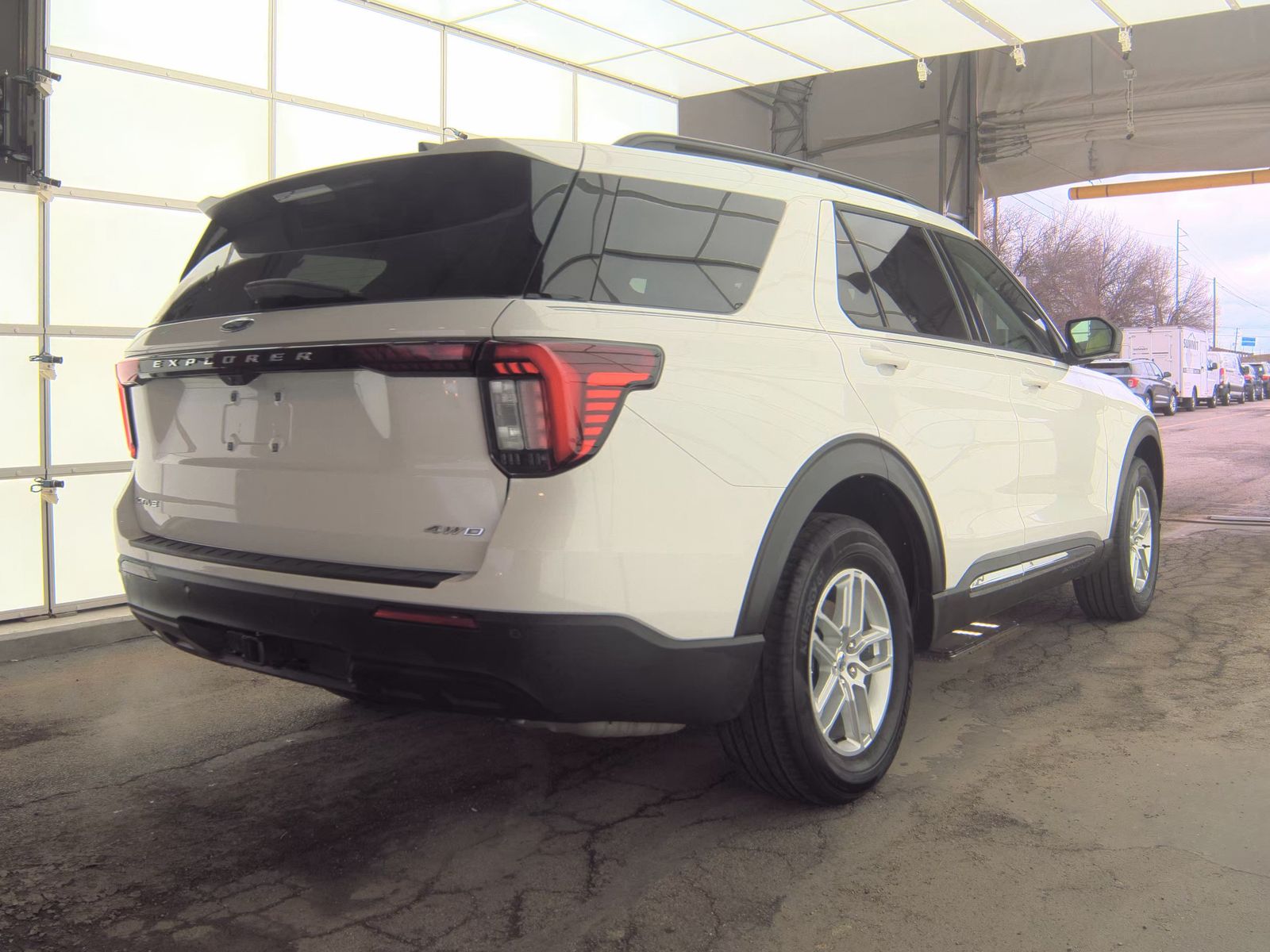 2025 Ford Explorer Active AWD