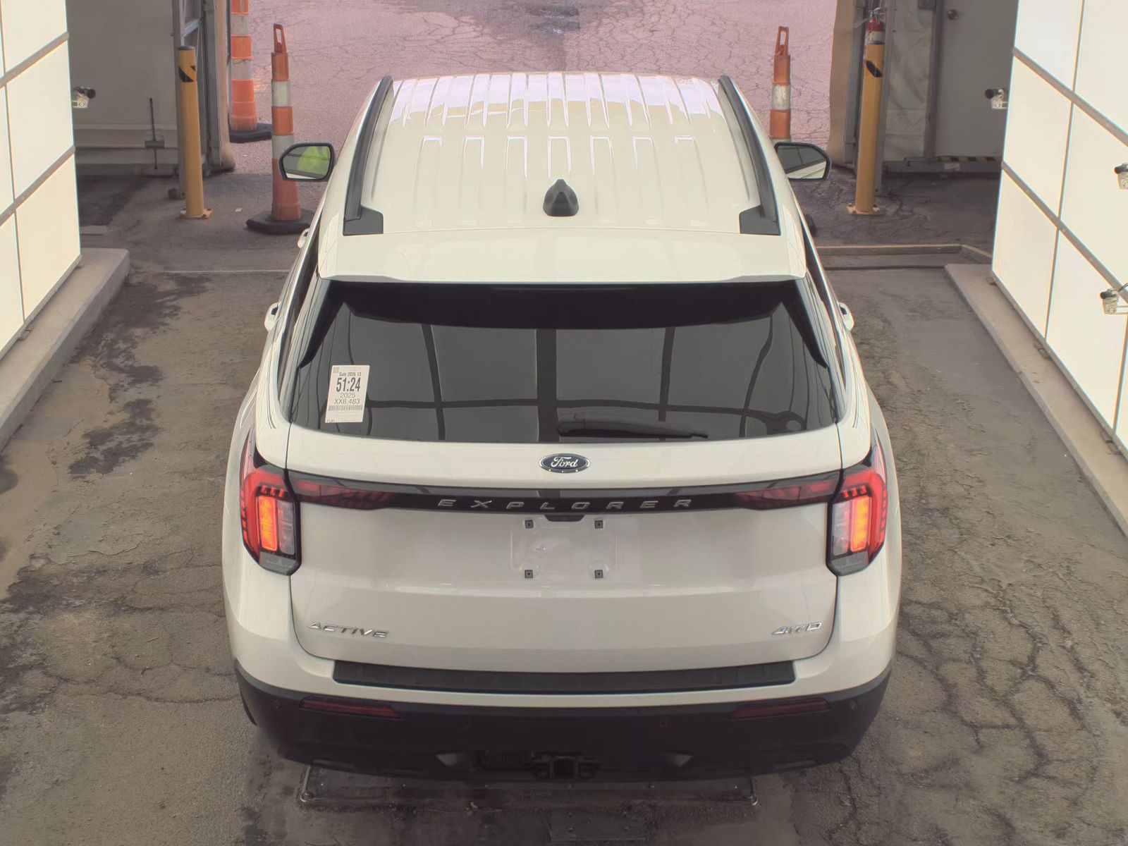 2025 Ford Explorer Active AWD