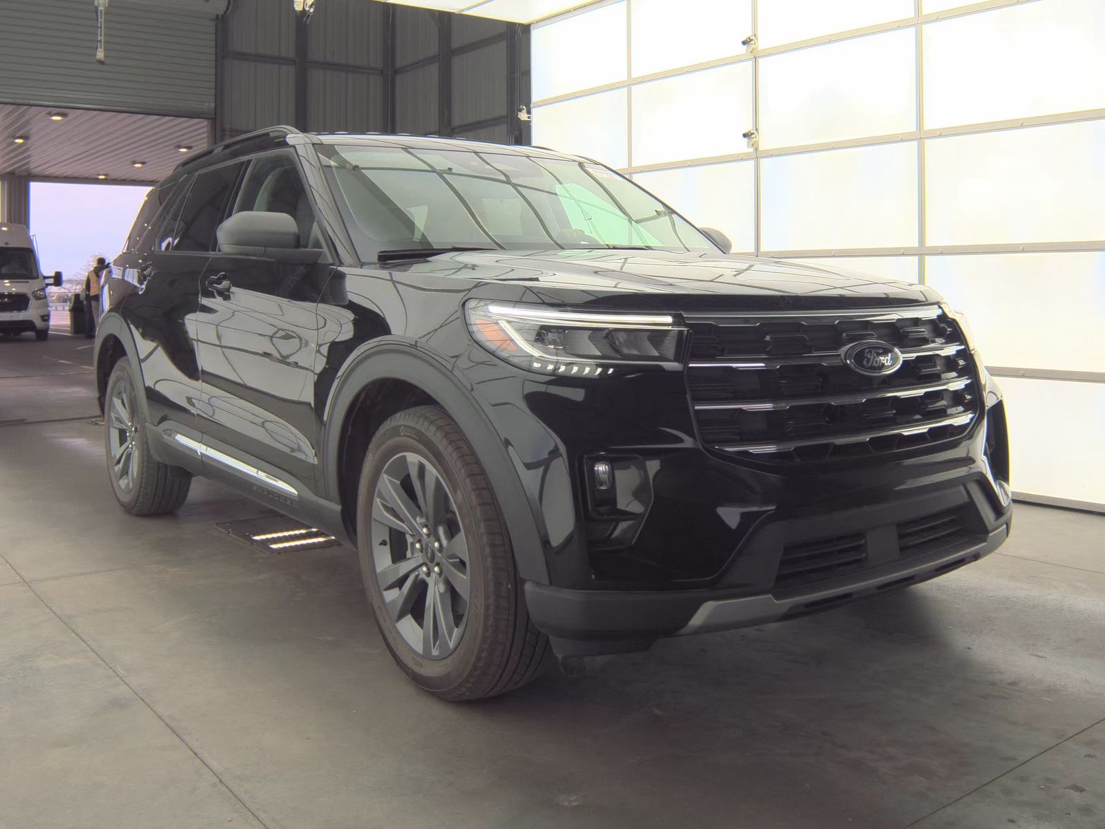 2025 Ford Explorer Active AWD