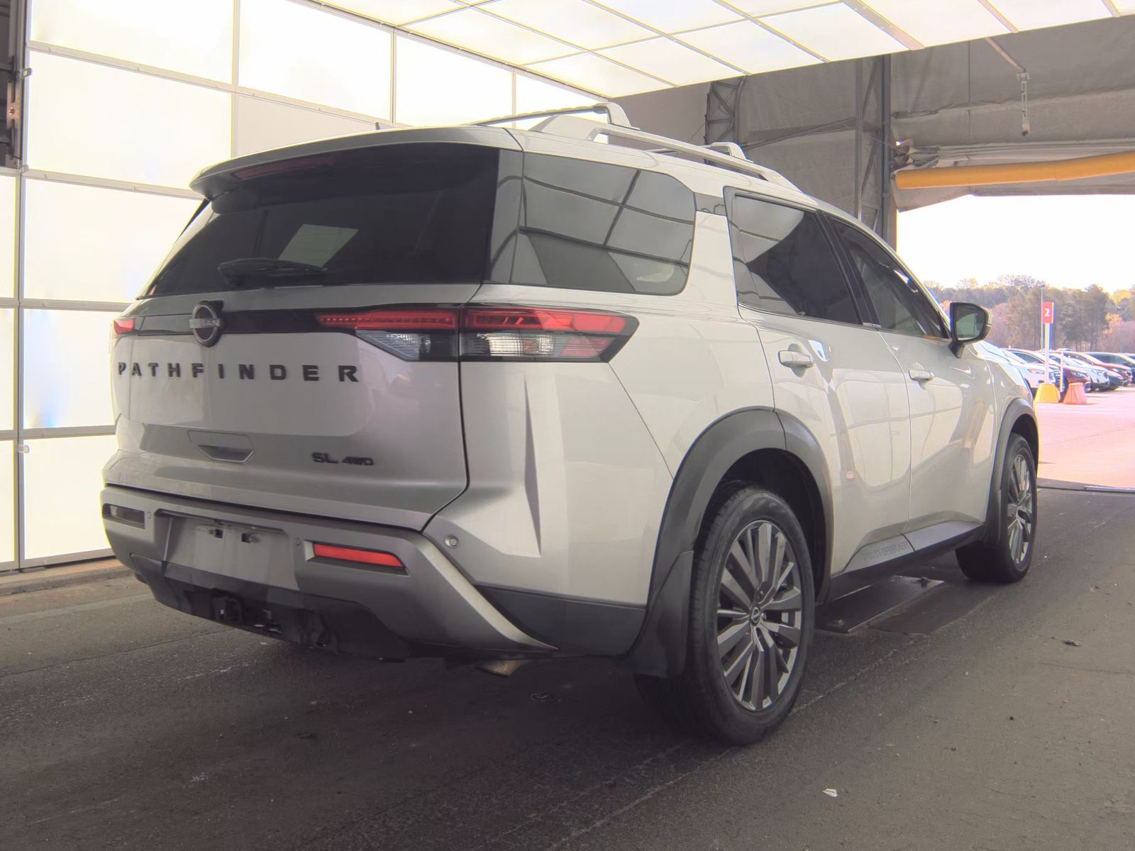 2023 Nissan Pathfinder SL AWD