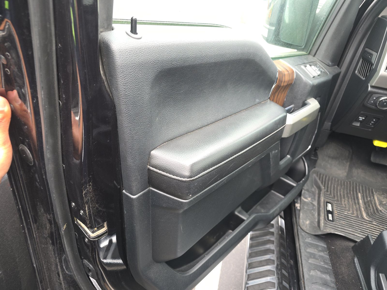 2020 Ford F-150 Lariat AWD