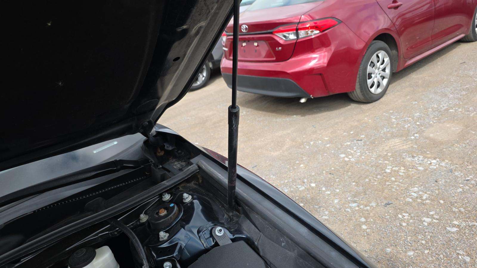 2019 Toyota Camry SE FWD