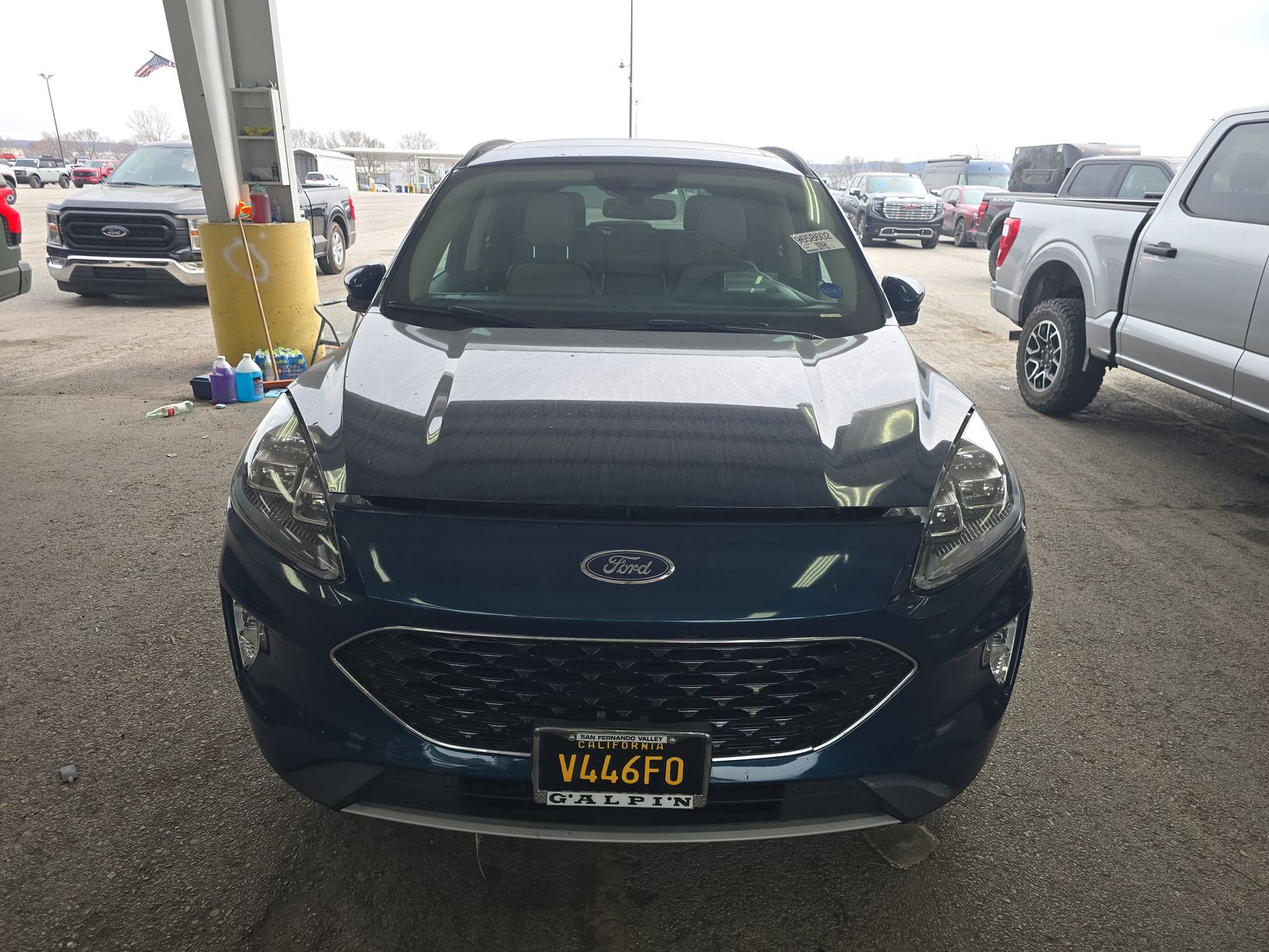 2020 Ford Escape Hybrid Titanium FWD