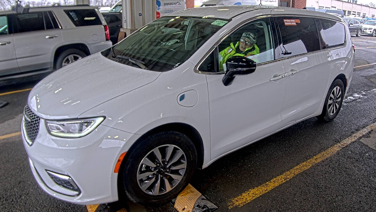 2024 Chrysler Pacifica Hybrid Select FWD