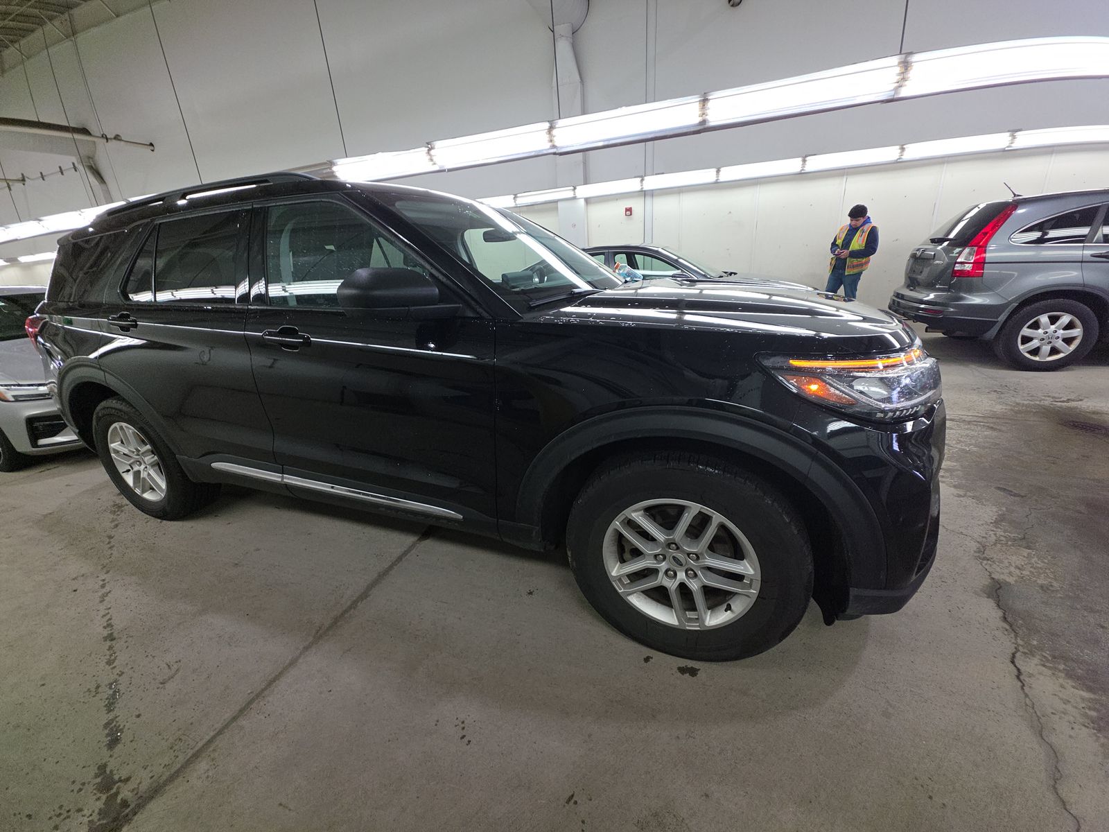 2025 Ford Explorer Active AWD