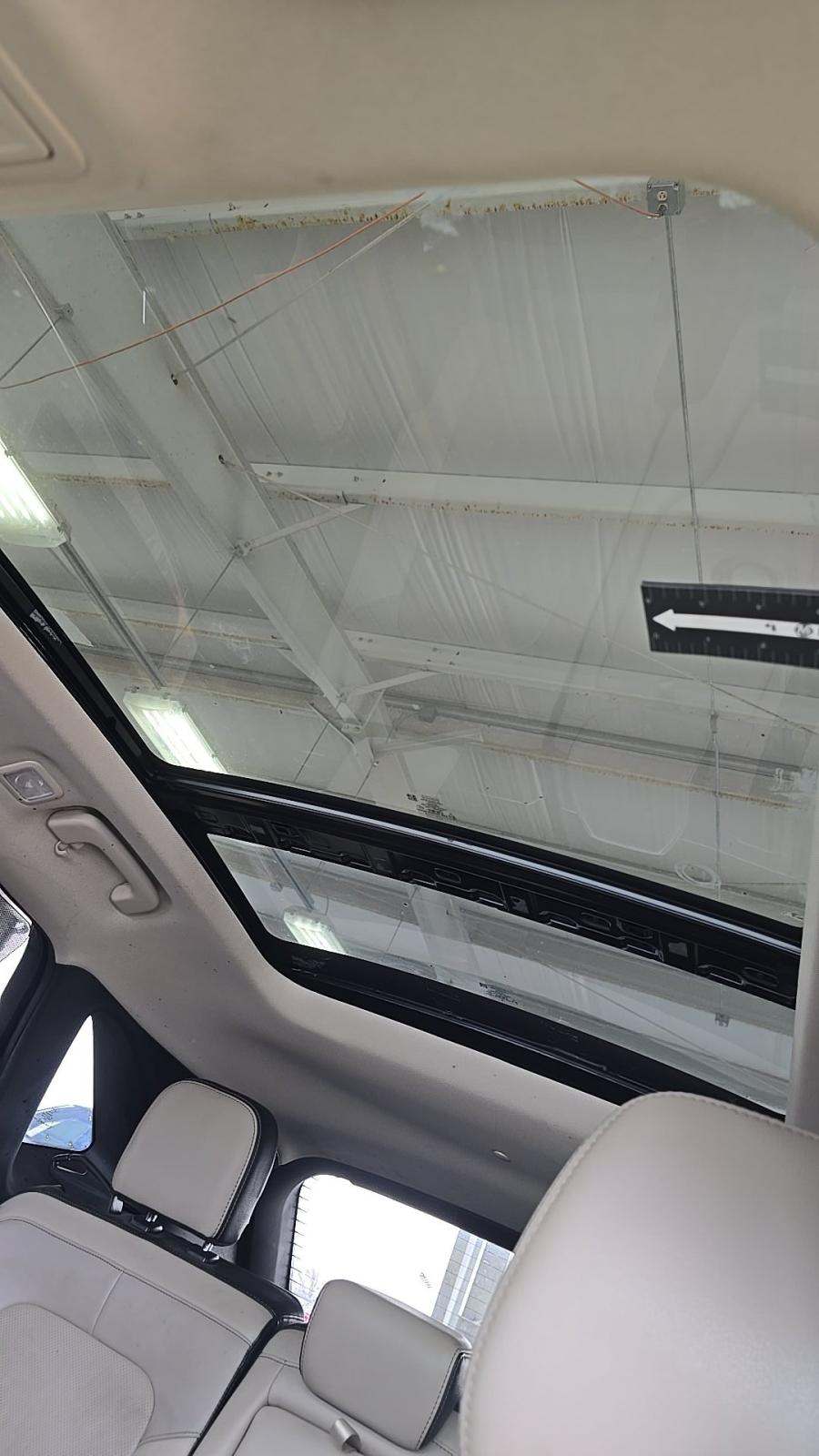 2020 Ford Escape Hybrid Titanium FWD