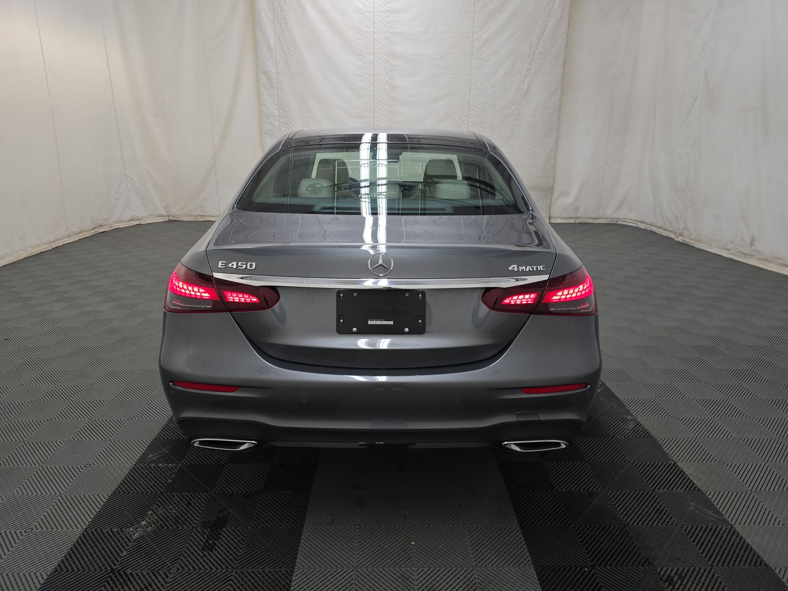 MERCEDES-BENZ E-CLASS - 6