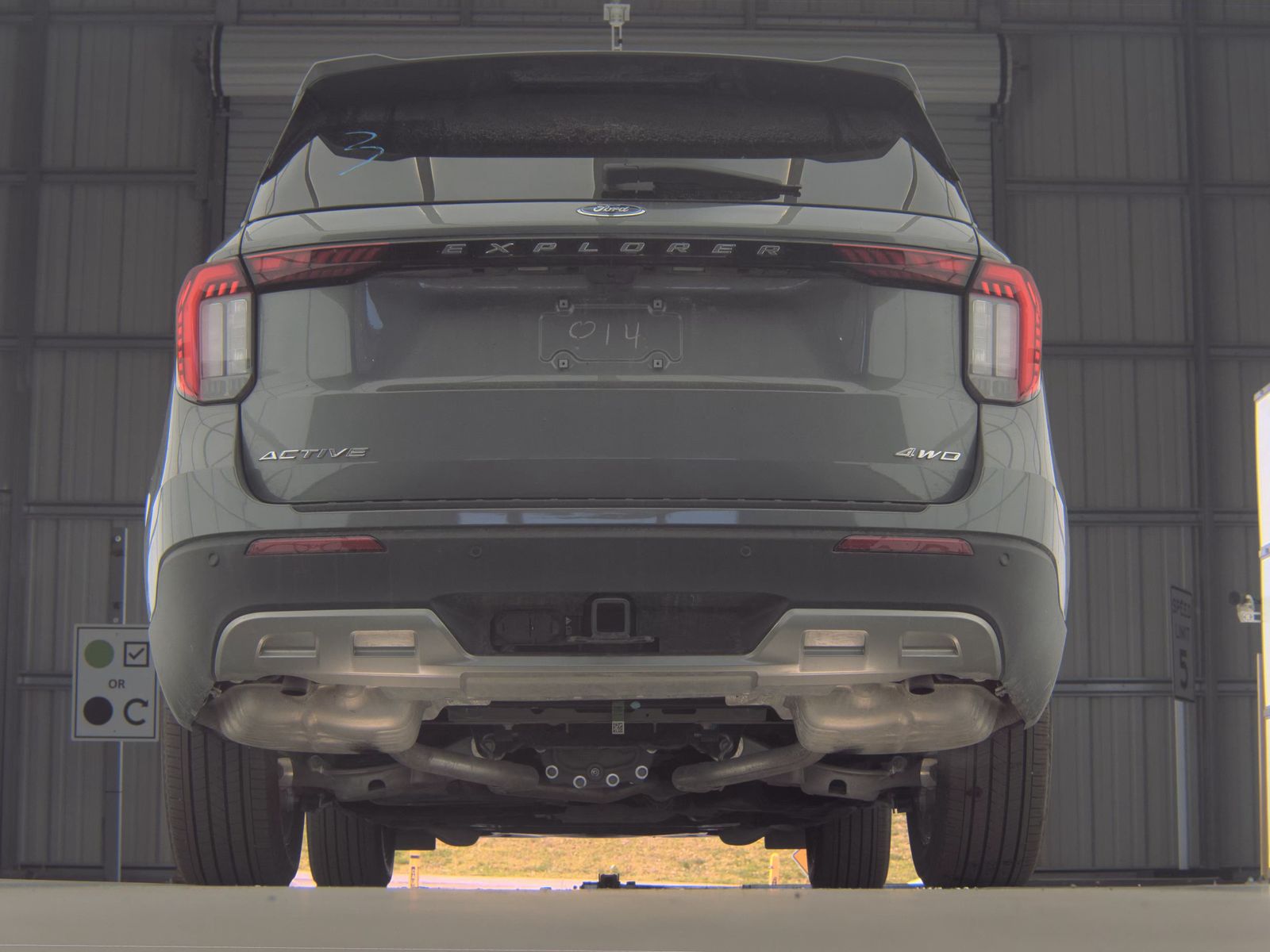 2025 Ford Explorer Active AWD