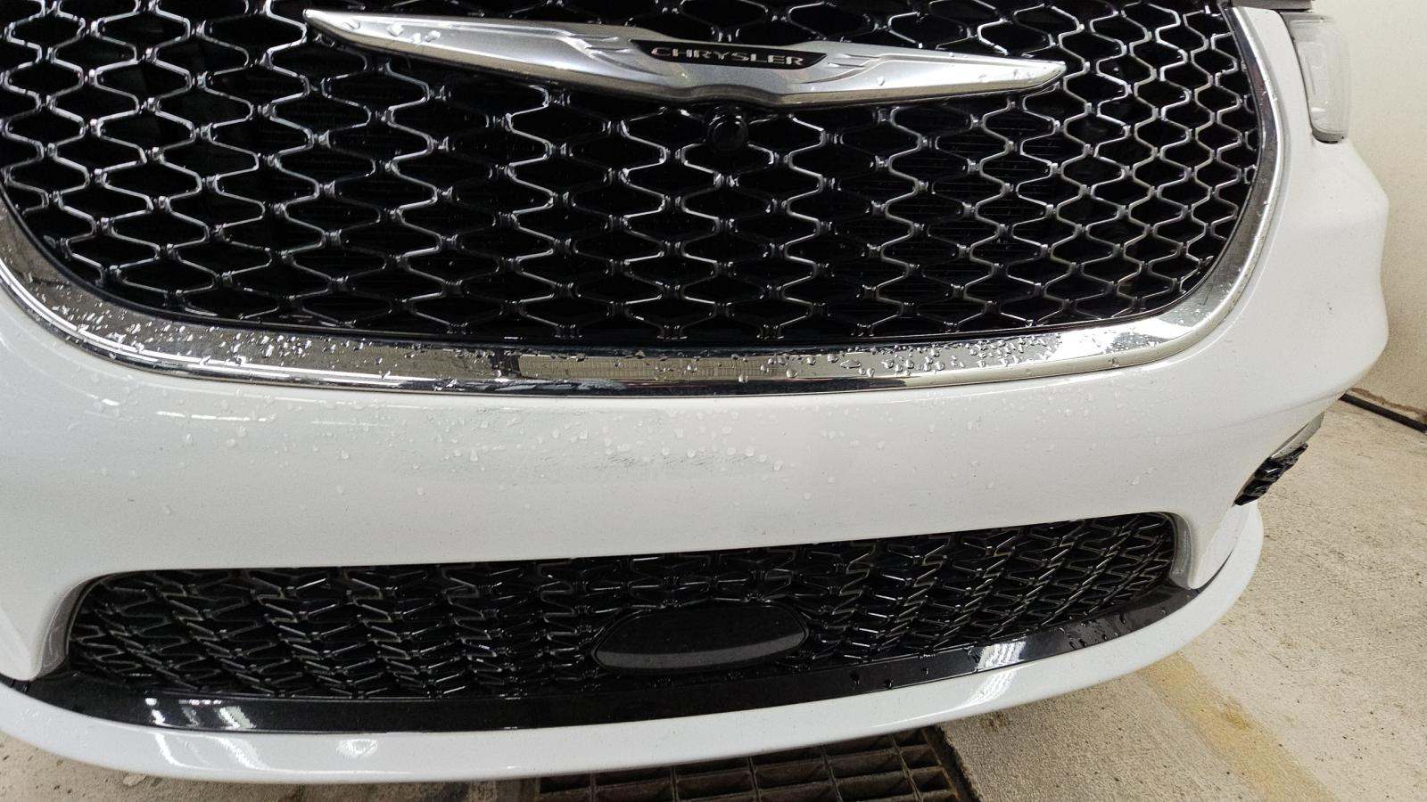 2024 Chrysler Pacifica Hybrid Select FWD