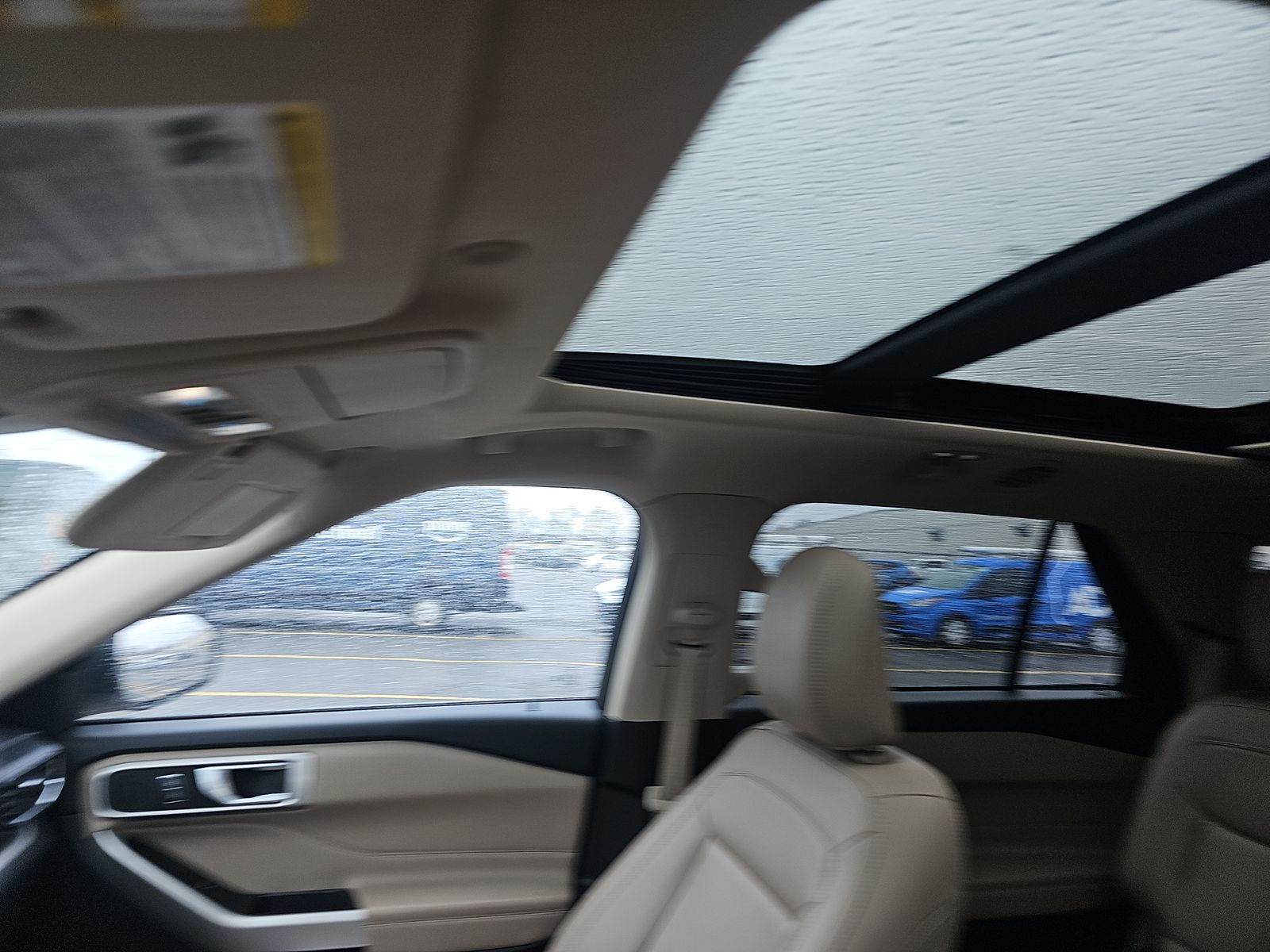 2023 Ford Explorer XLT AWD