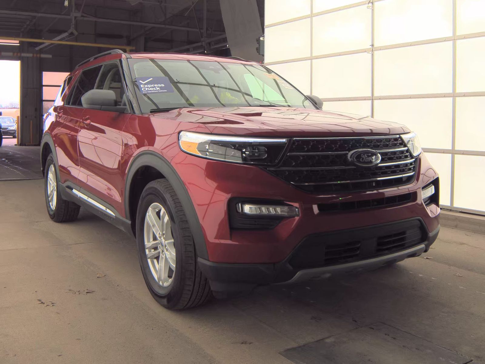 2023 Ford Explorer XLT AWD