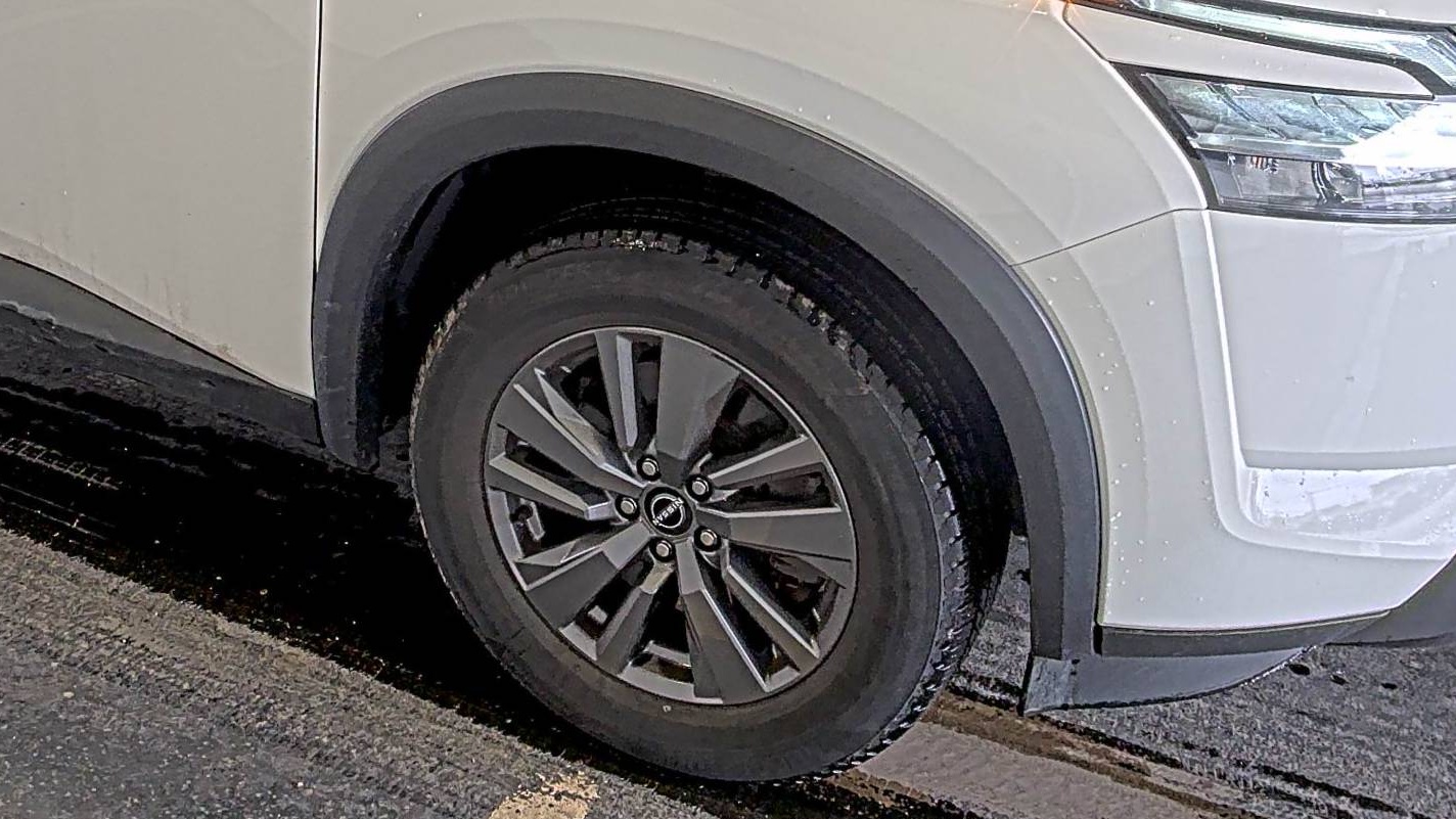 2022 Nissan Pathfinder SV AWD