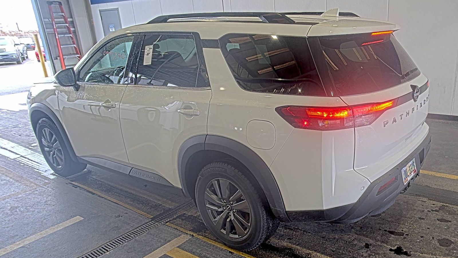 2022 Nissan Pathfinder SV AWD