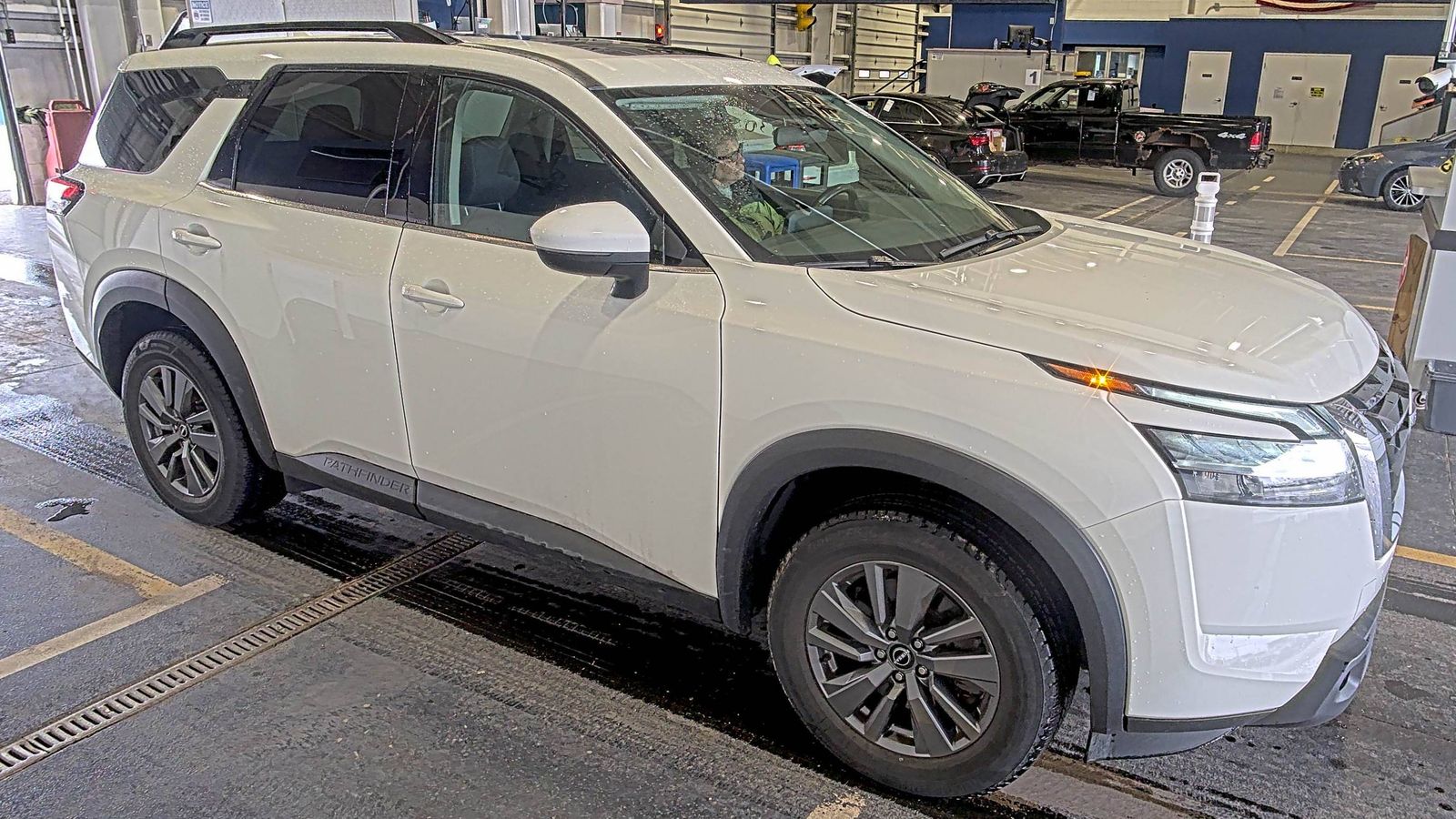 2022 Nissan Pathfinder SV AWD